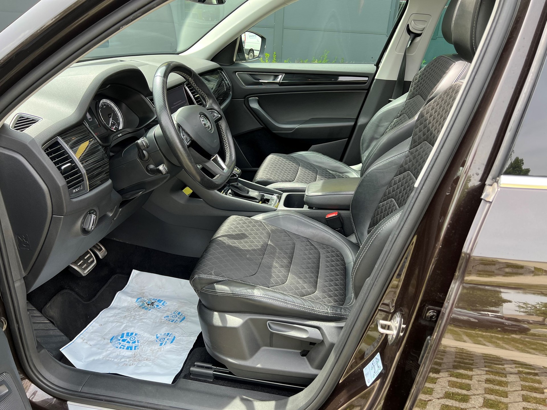 SKODA Kodiaq 2.0 TSI Style DSG 4x4-image-9