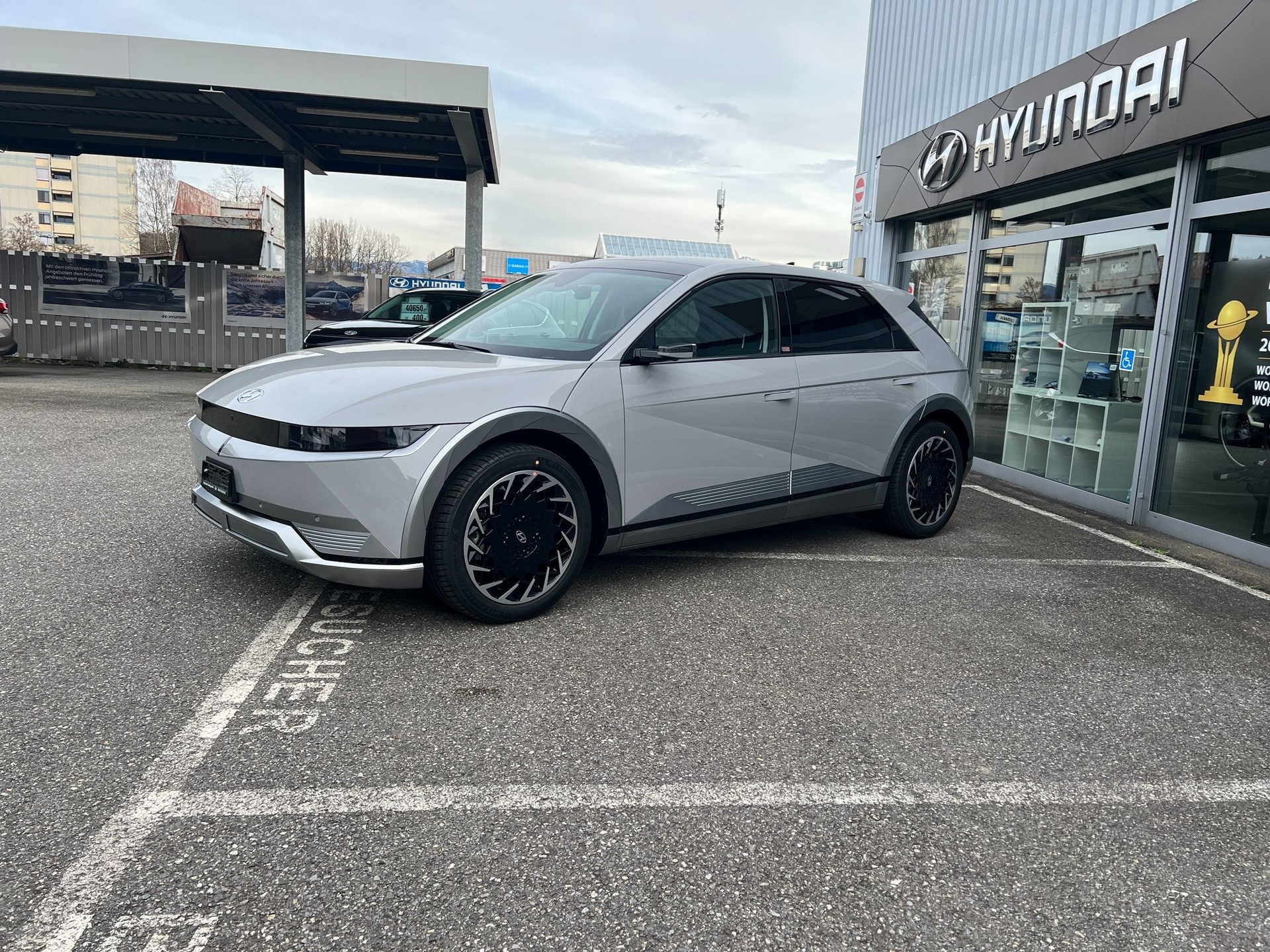 HYUNDAI Ioniq 5 77kWh Vertex 4WD-image-2