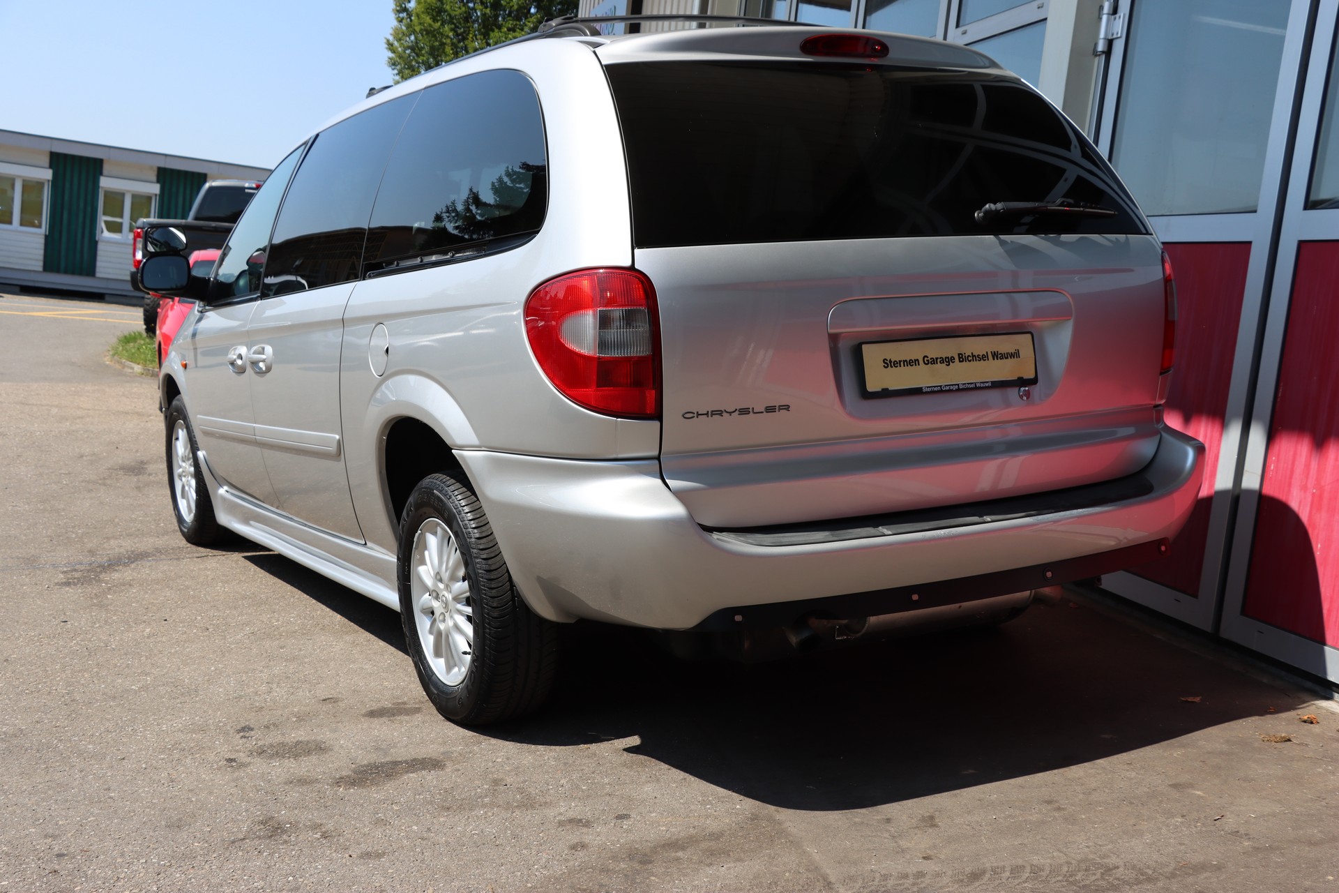 CHRYSLER Paravan-image-7