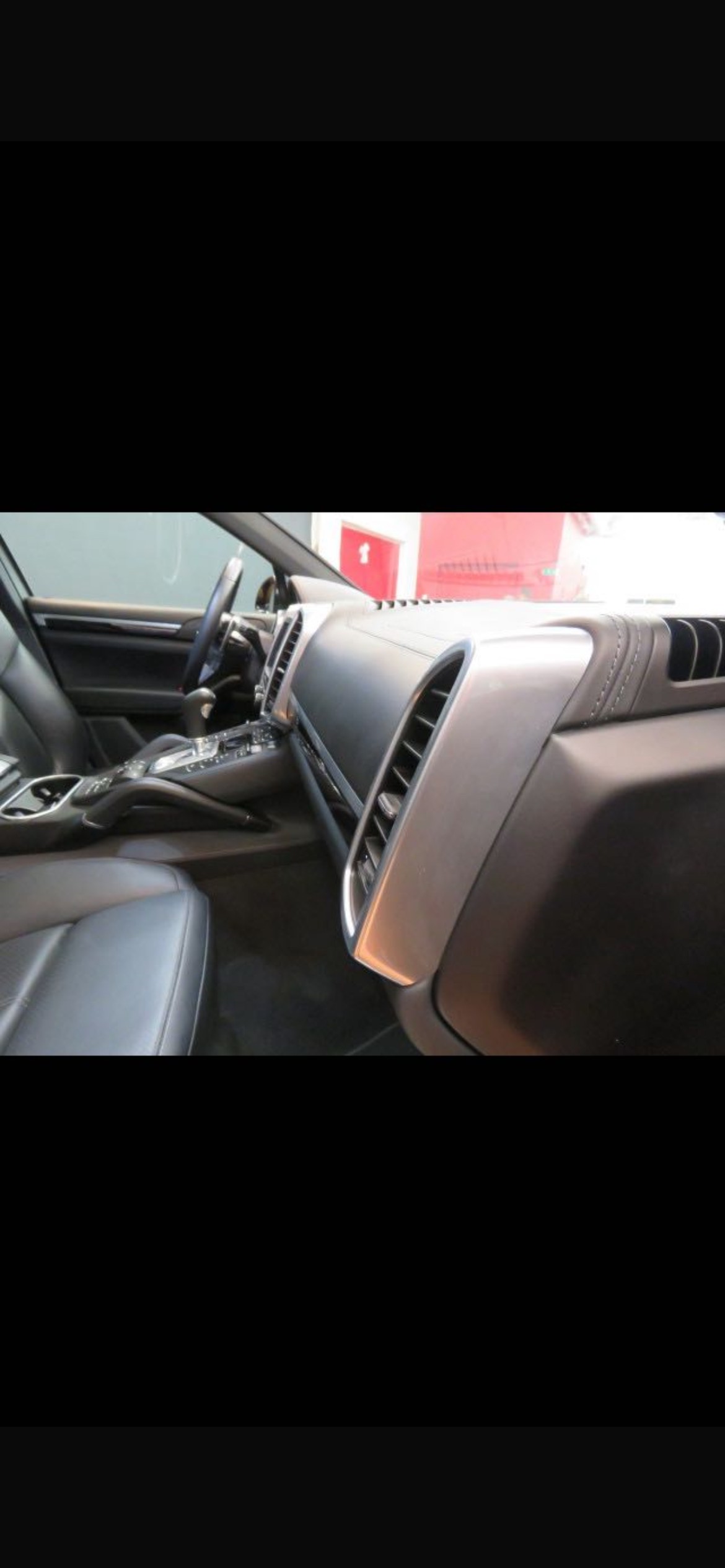 PORSCHE Cayenne S Diesel-image-11