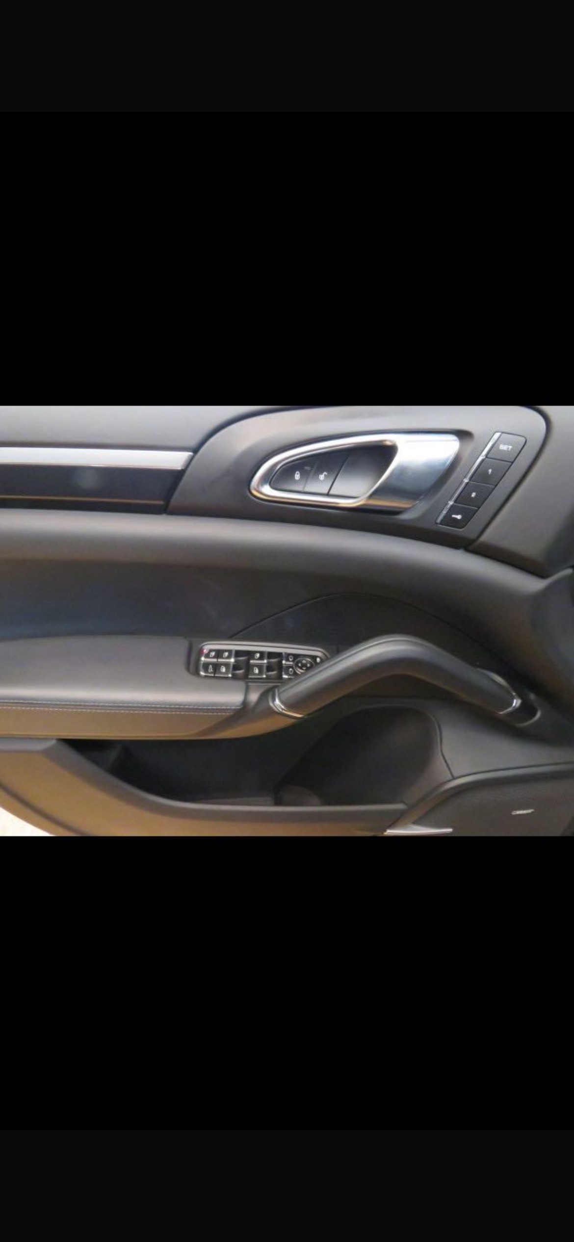 PORSCHE Cayenne S Diesel-image-13