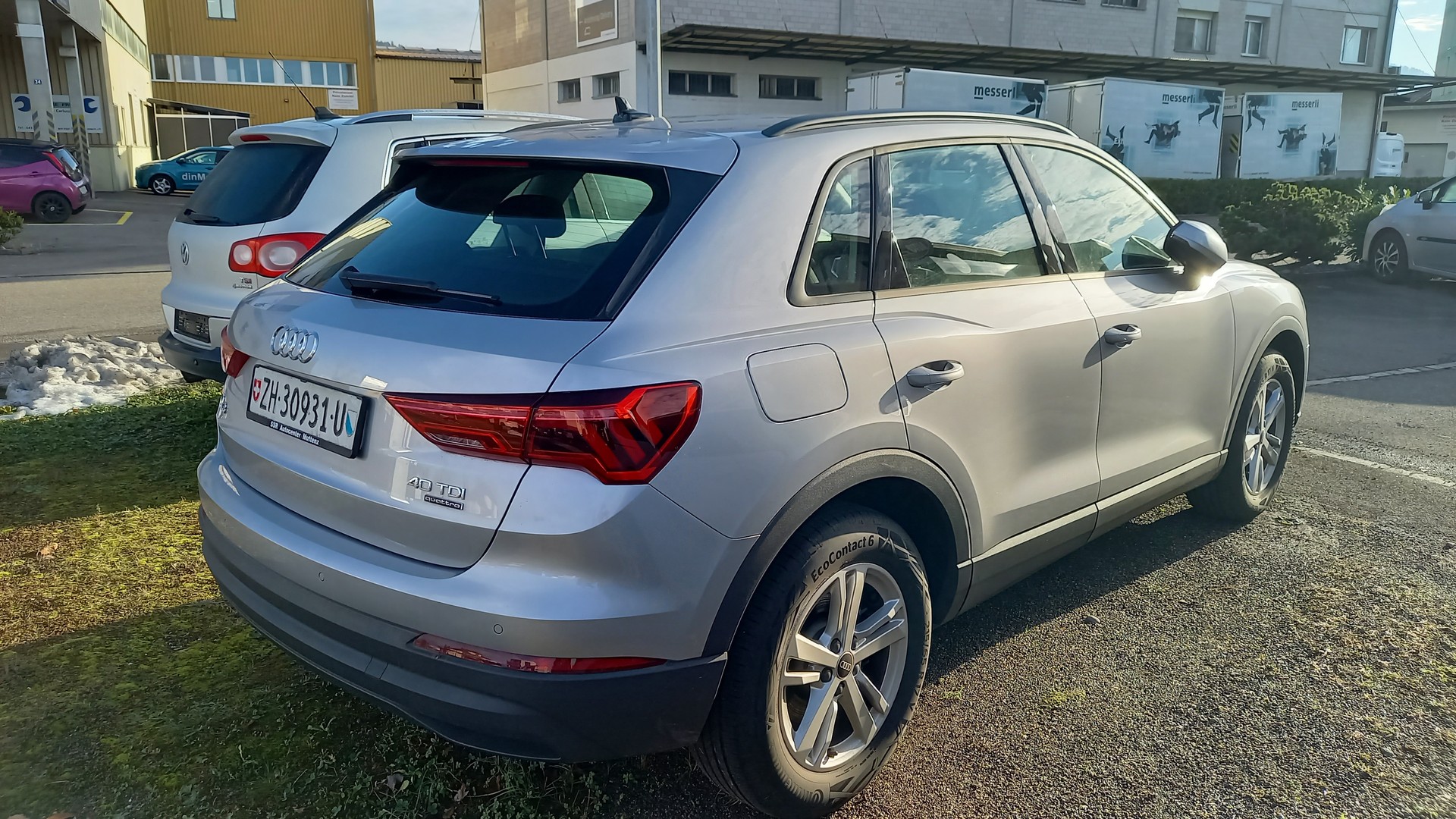 AUDI Q3 40 TDI quattro S-tronic-image-5