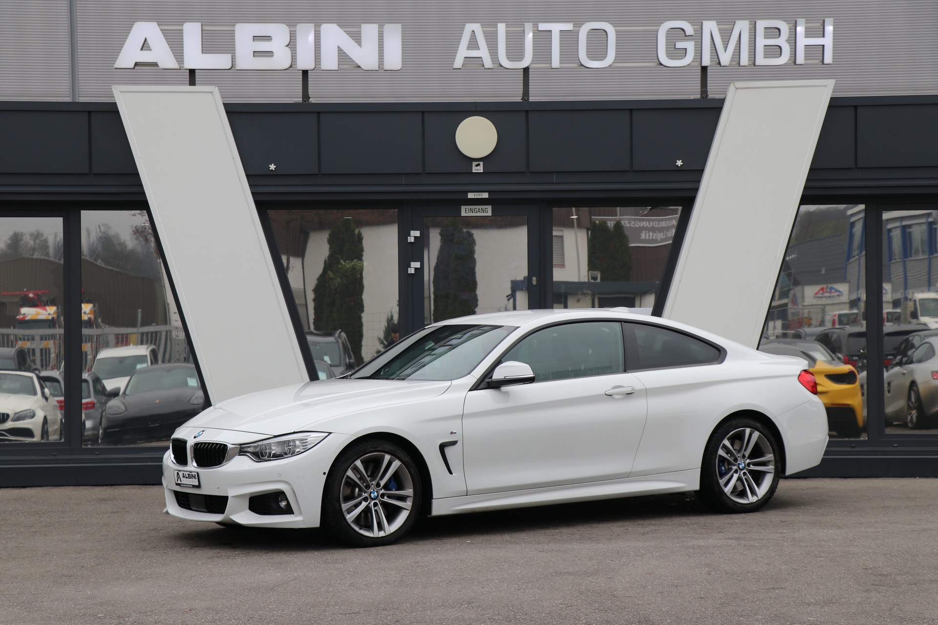 BMW 435i Coupé M-Sport xDrive Steptronic-image-0