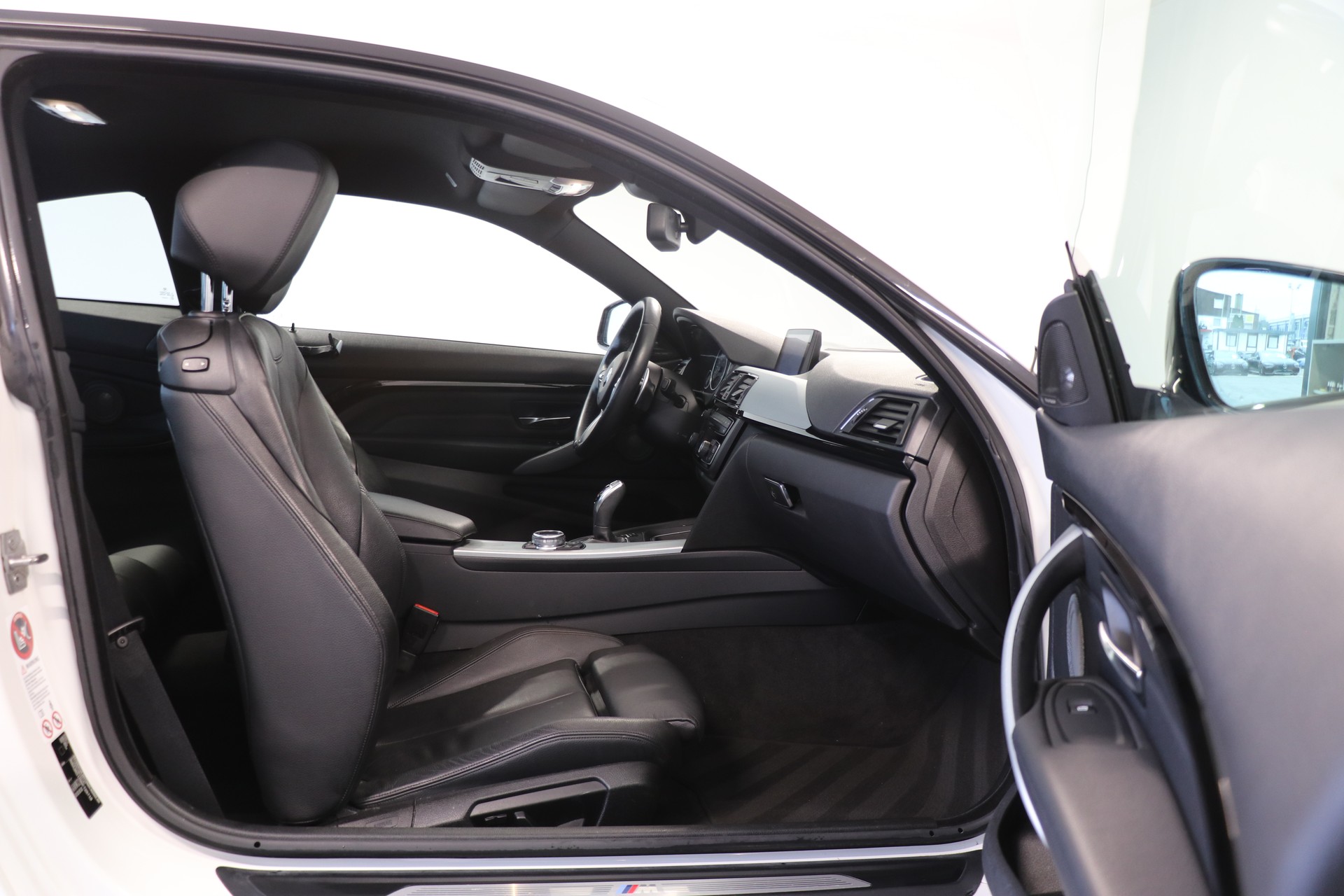 BMW 435i Coupé M-Sport xDrive Steptronic-image-11
