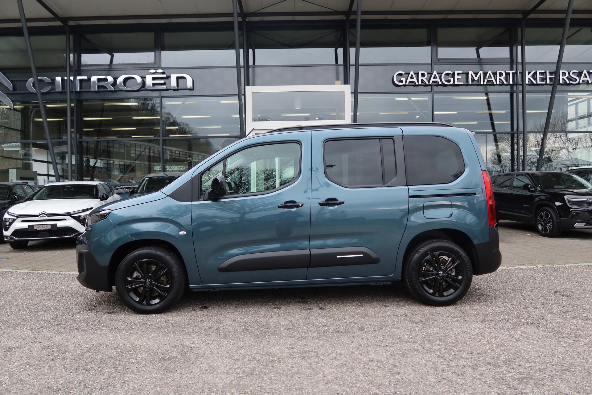 CITROEN Berlingo 1.5HDi Max EAT8-image-2