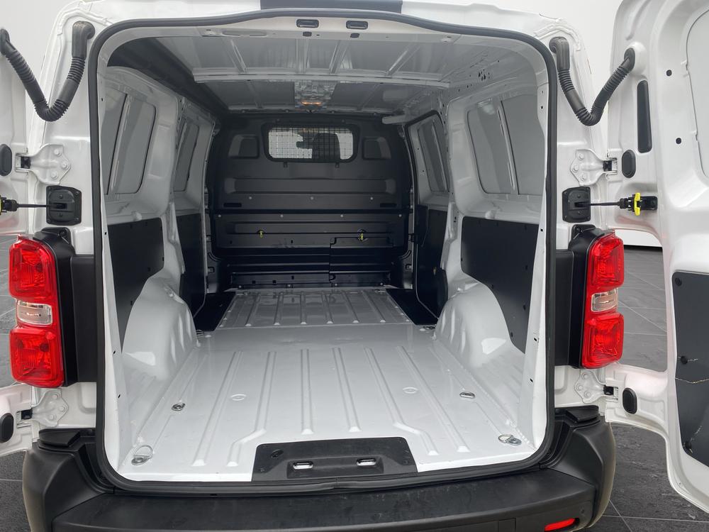 TOYOTA Proace 2.0D Long Comfort-image-9