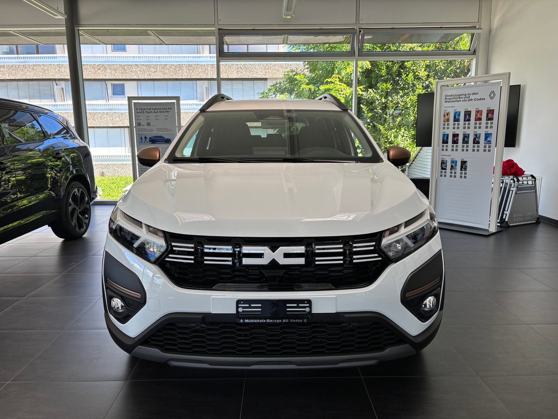DACIA Jogger Extreme Hybrid 140 7-Plätzer-image-2
