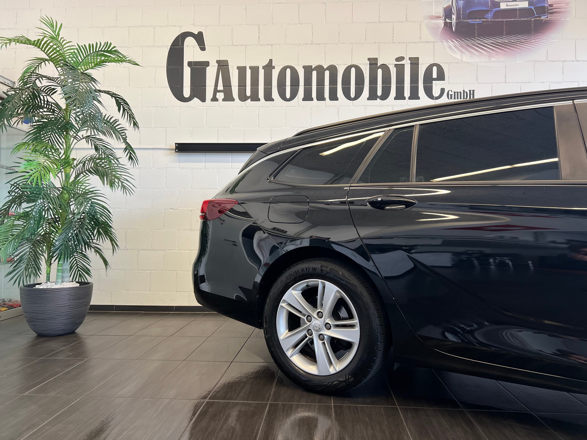OPEL Insignia 2.0 CDTI Sports Tourer Edition Automatic ⭐️-showroom-element-3