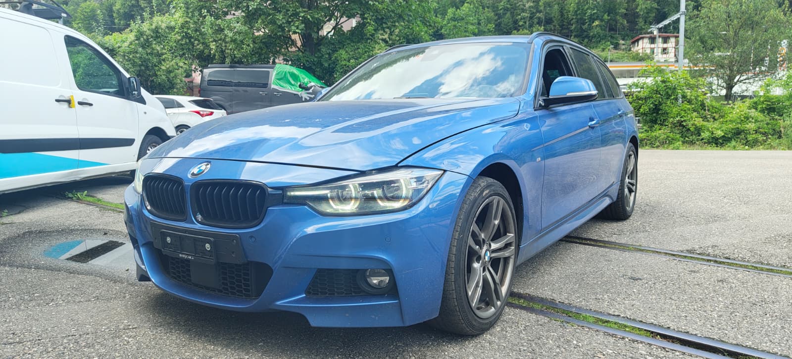 BMW 320d xDrive Touring Edition M Sport Steptronic-image-1