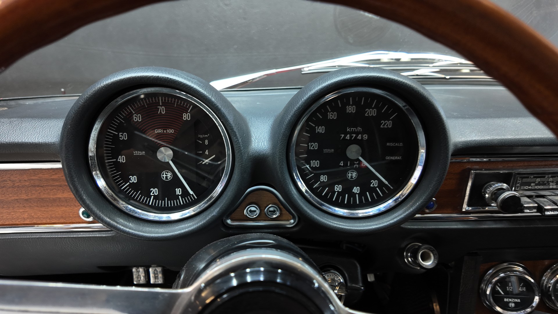ALFA ROMEO 1750-image-12