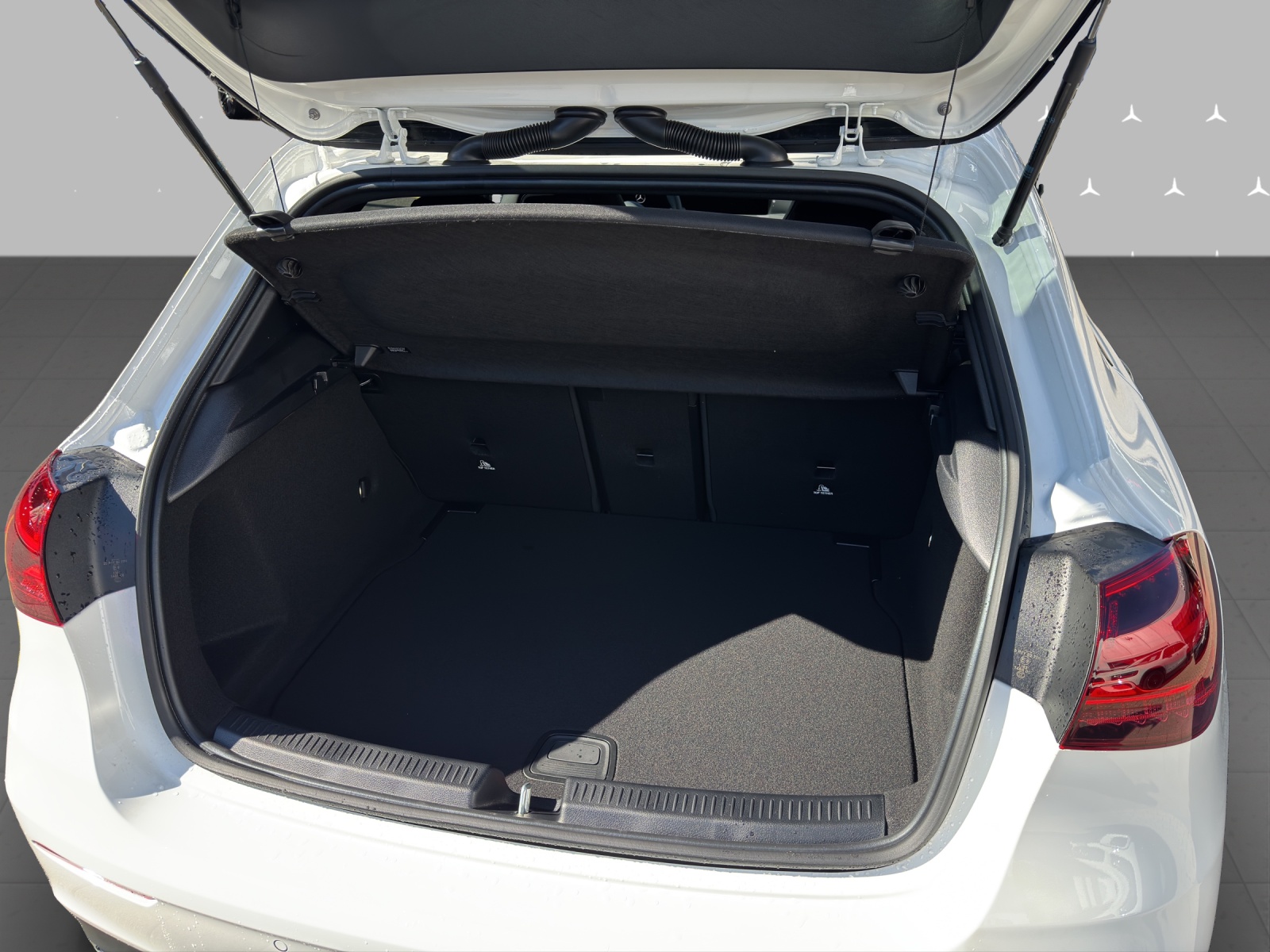 MERCEDES-BENZ A 250 4Matic 8G-DCT-image-6