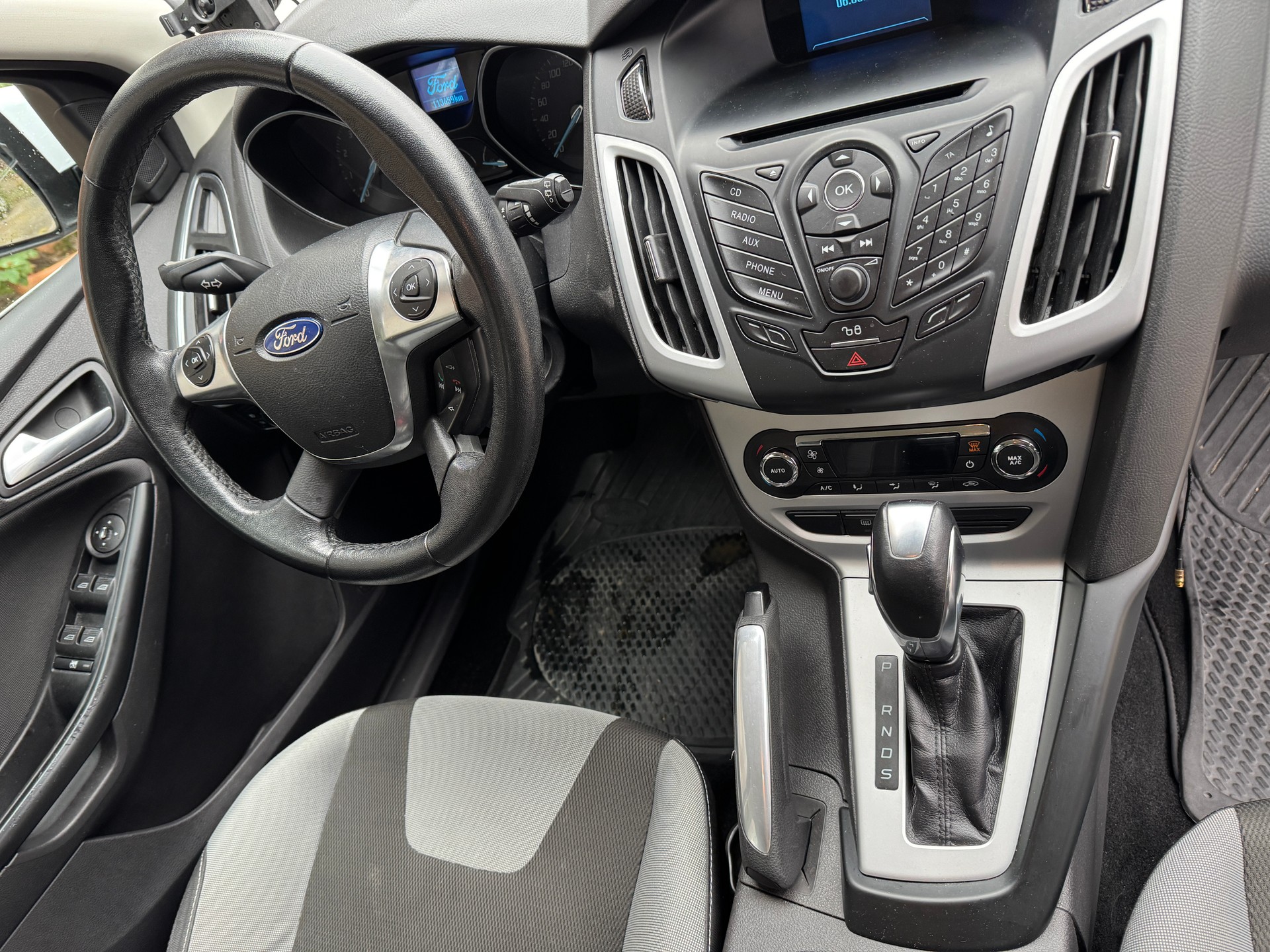 FORD Focus 1.6i VCT Carving PowerShift-image-8