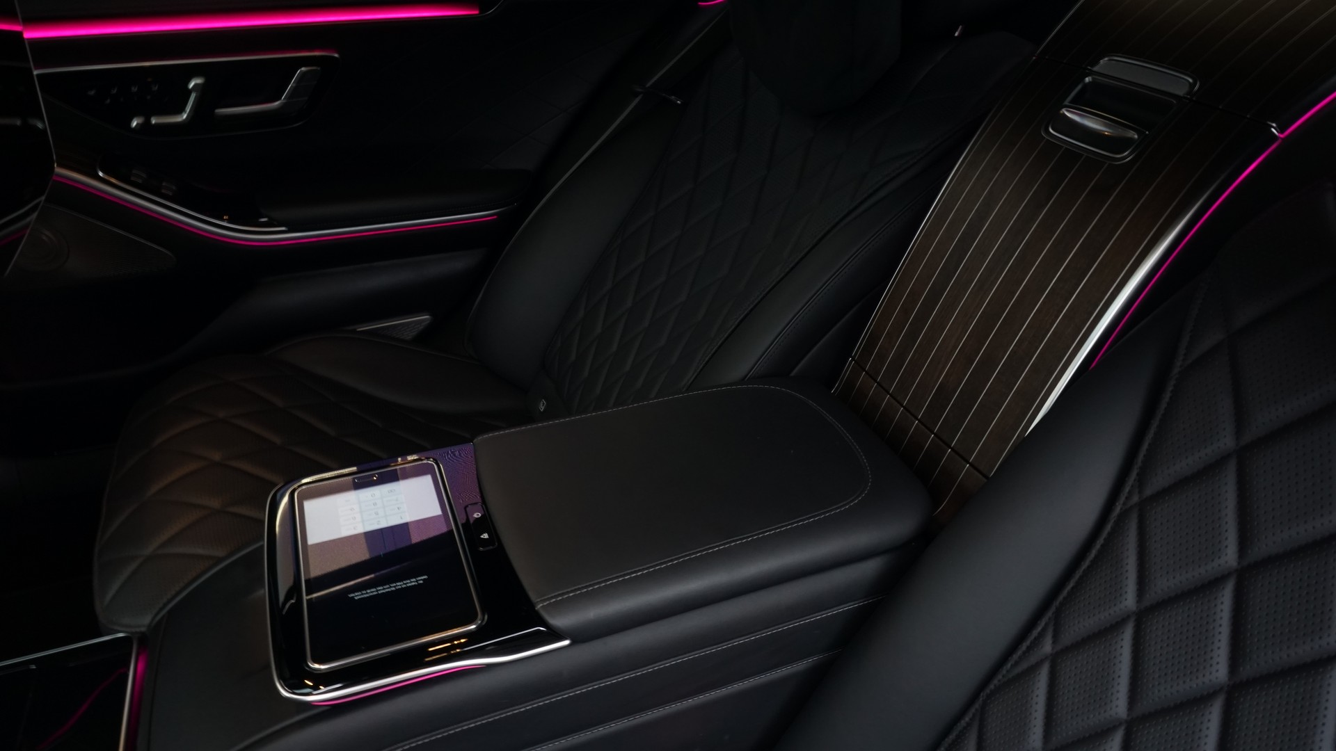 MERCEDES-BENZ S 400 d AMG Line 4matic lang-image-21