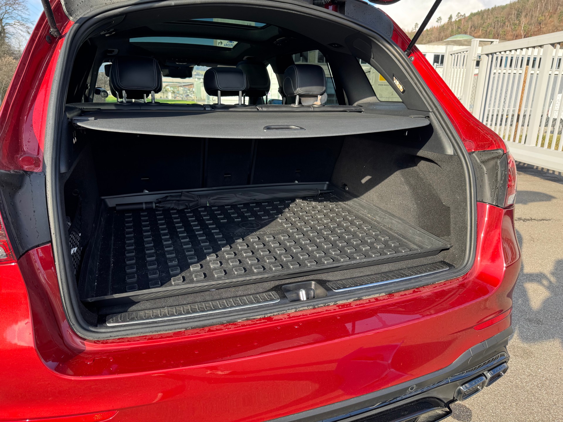 MERCEDES-BENZ GLC 63 S AMG 4Matic 9G-Tronic-image-10