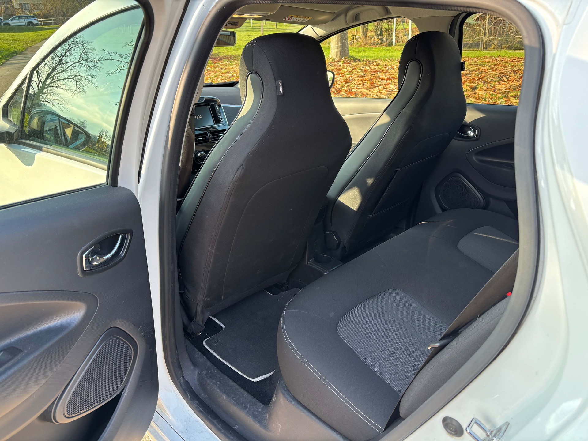 RENAULT Zoe Intens R90 (Batterie Miete)-image-3