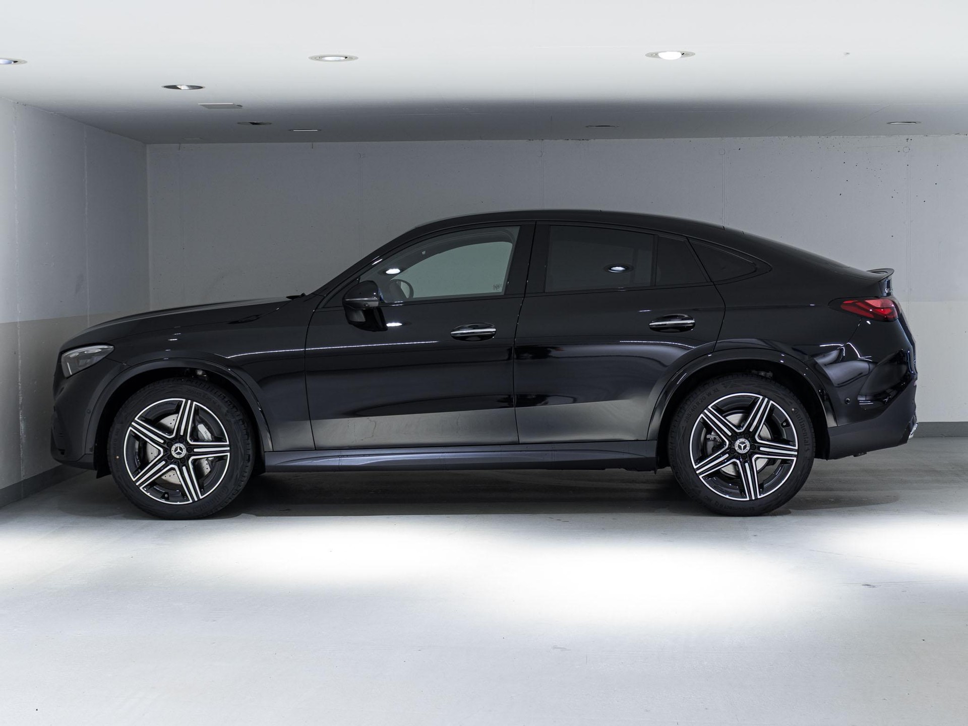 MERCEDES-BENZ GLC 220 d 4MATIC Coupé-image-4