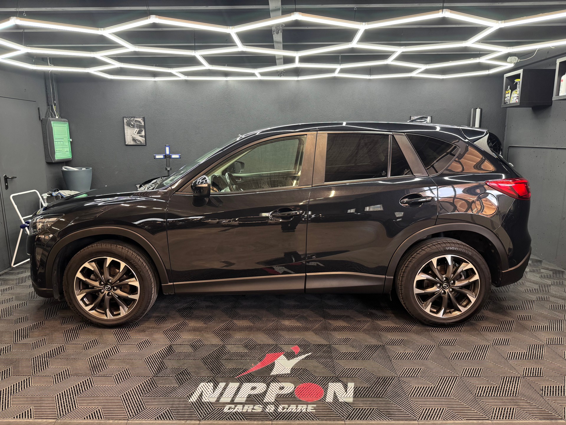 MAZDA CX-5 2.2 D HP Revolution AWD-image-3