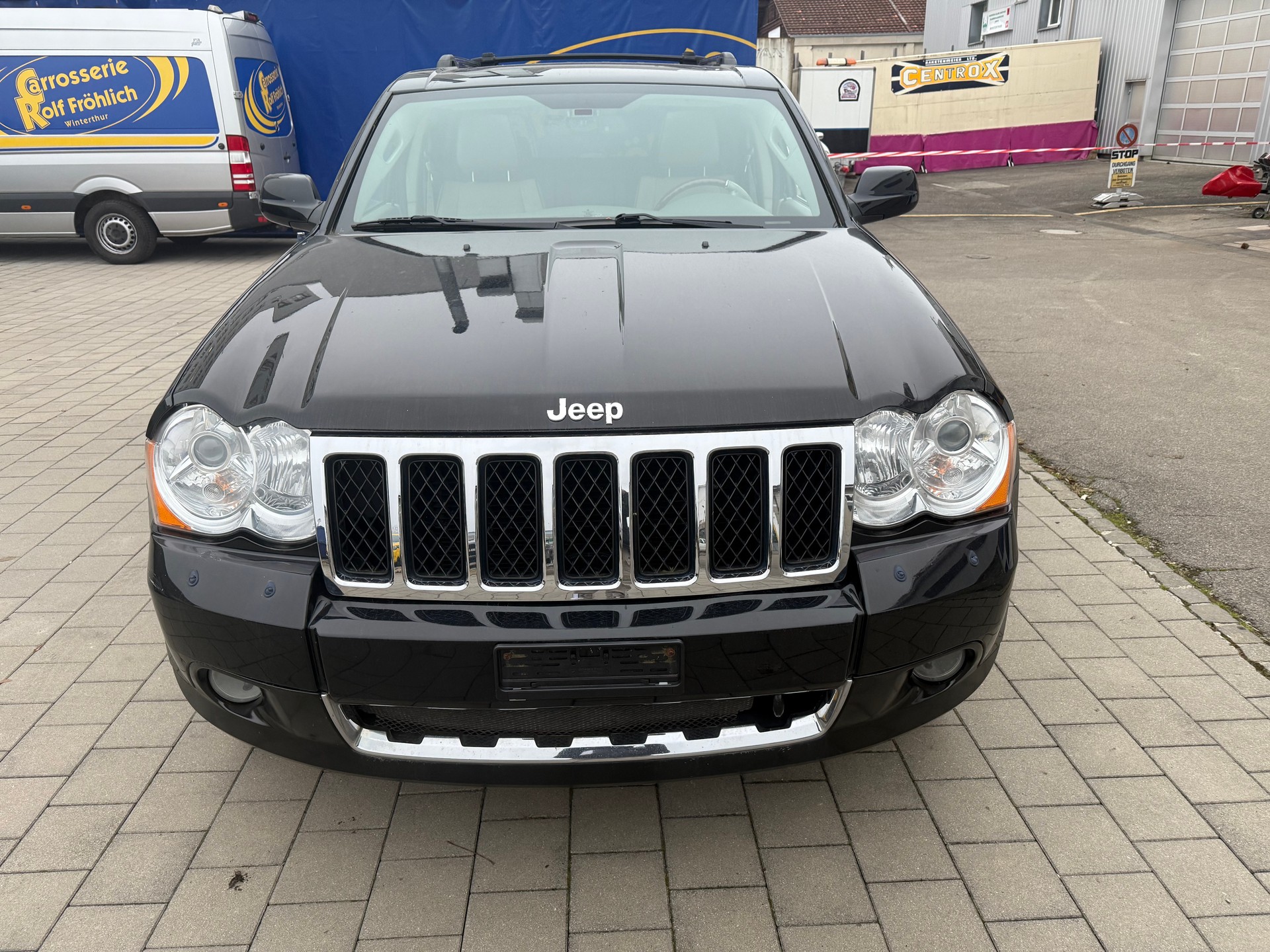 JEEP Grand Cherokee 5.7 HEMI Overland Automatic
