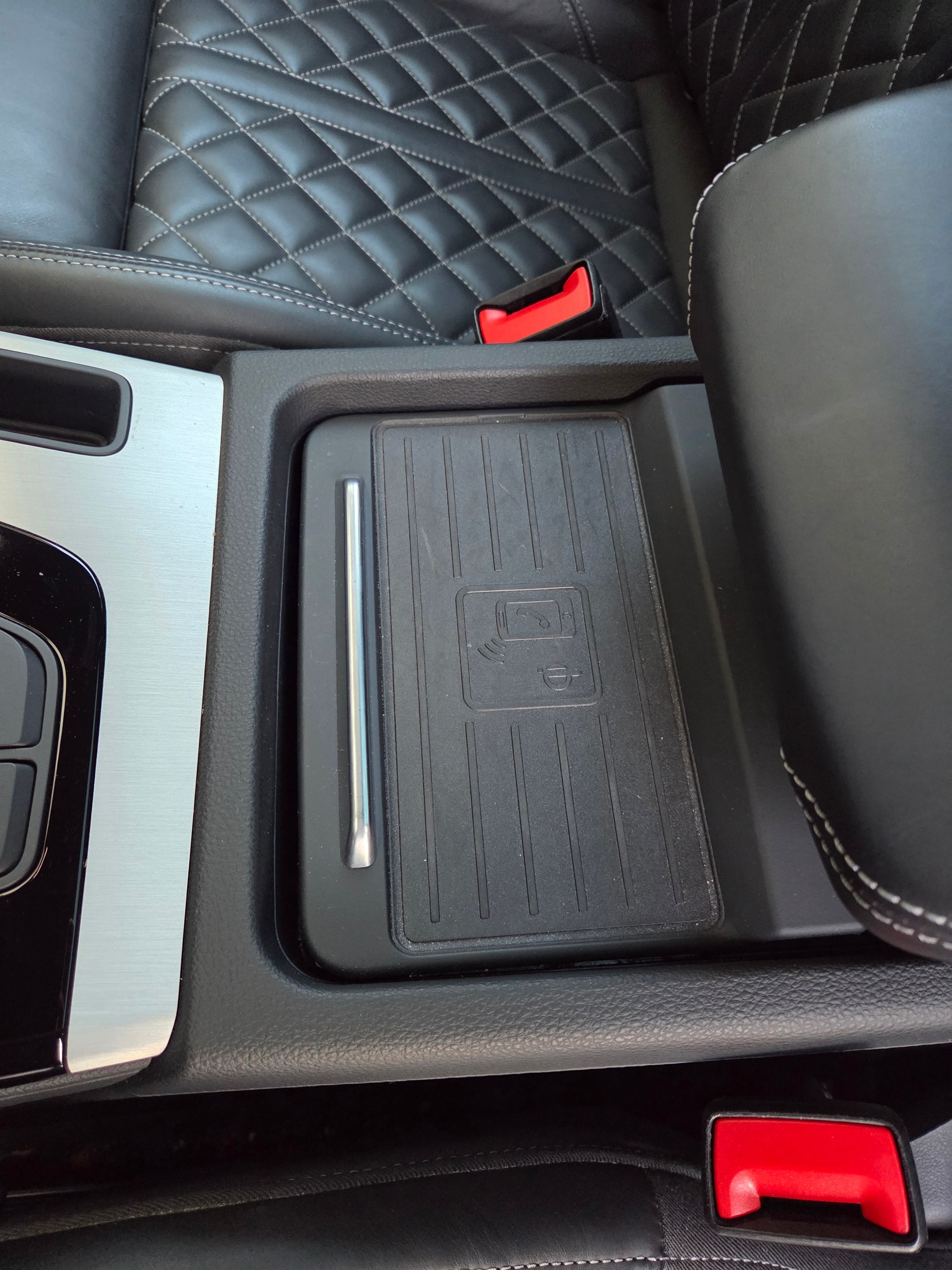 AUDI Q5 Sportback 40 TDI S line quattro S-tronic-image-11