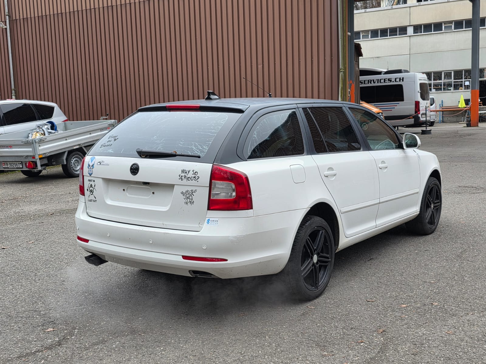 SKODA Octavia Combi 1.8 TSI Laurin & Klement 4x4-image-2