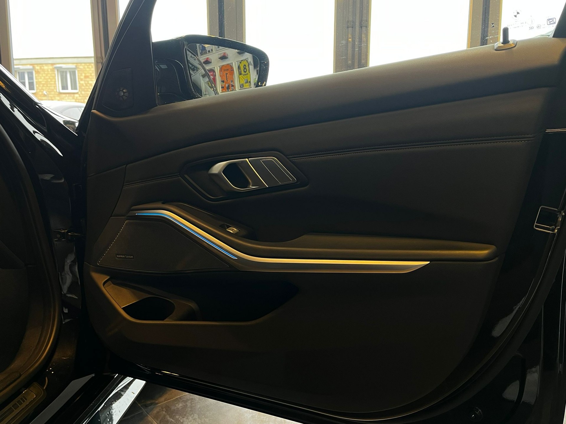 BMW M3 Competition M xDrive-image-23