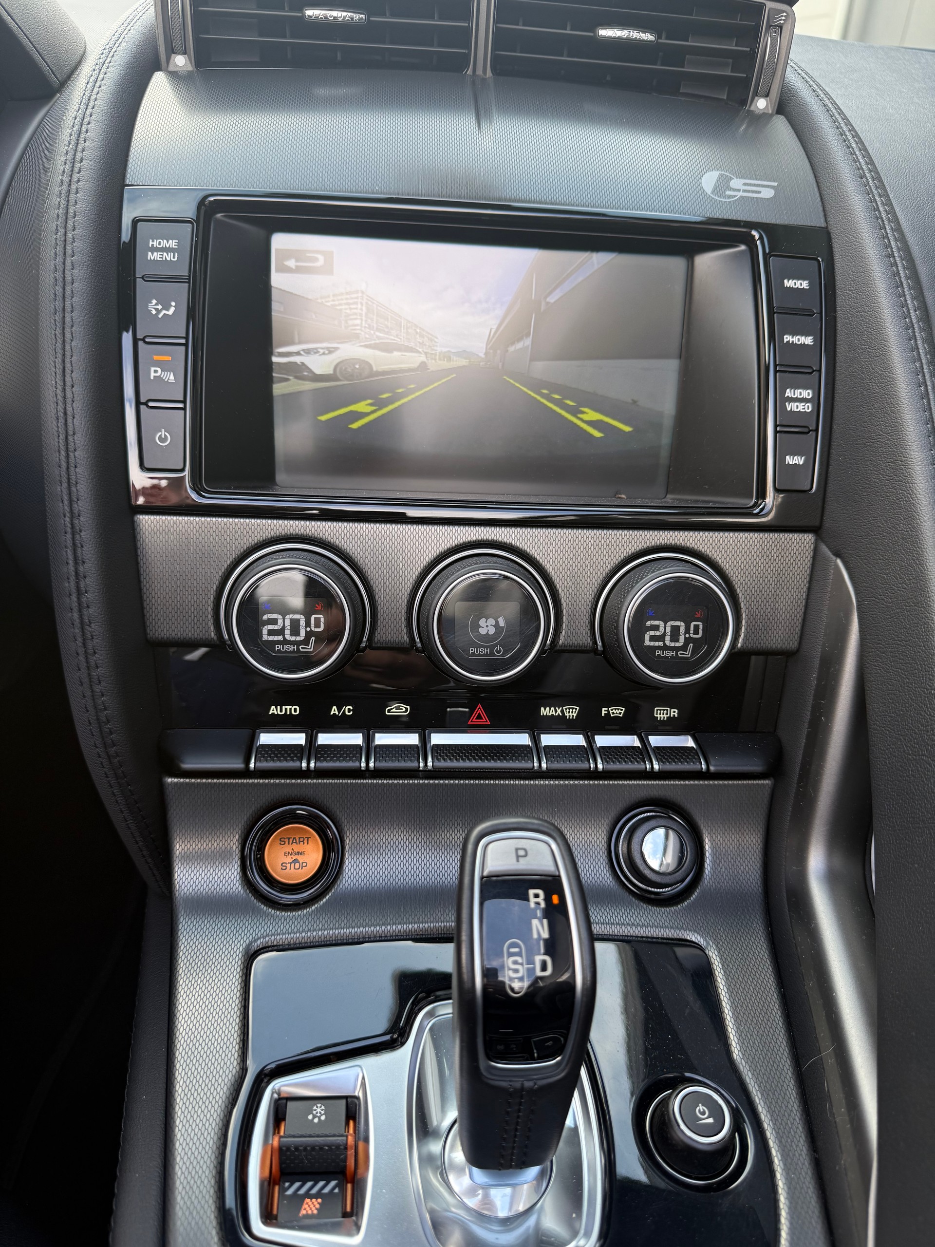 JAGUAR F-Type Convertible S 5.0 V8 S/C-image-10