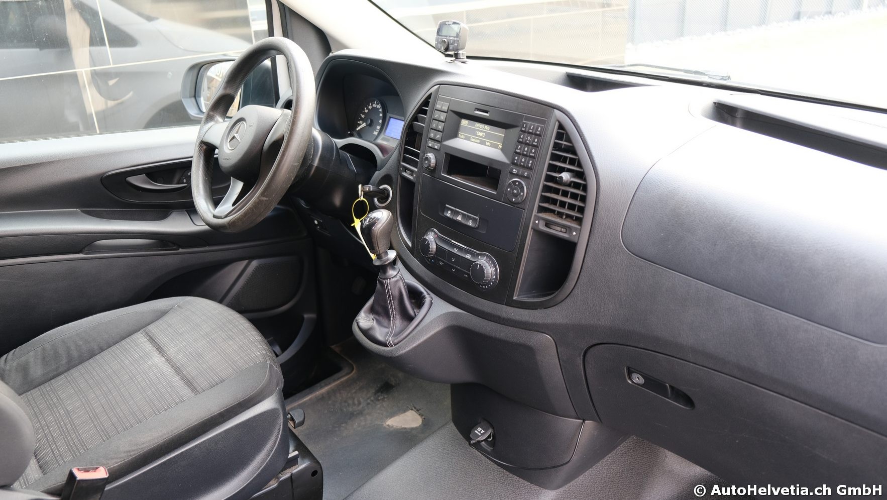 MERCEDES-BENZ Vito 116 BlueTec Tourer Pro L-image-9