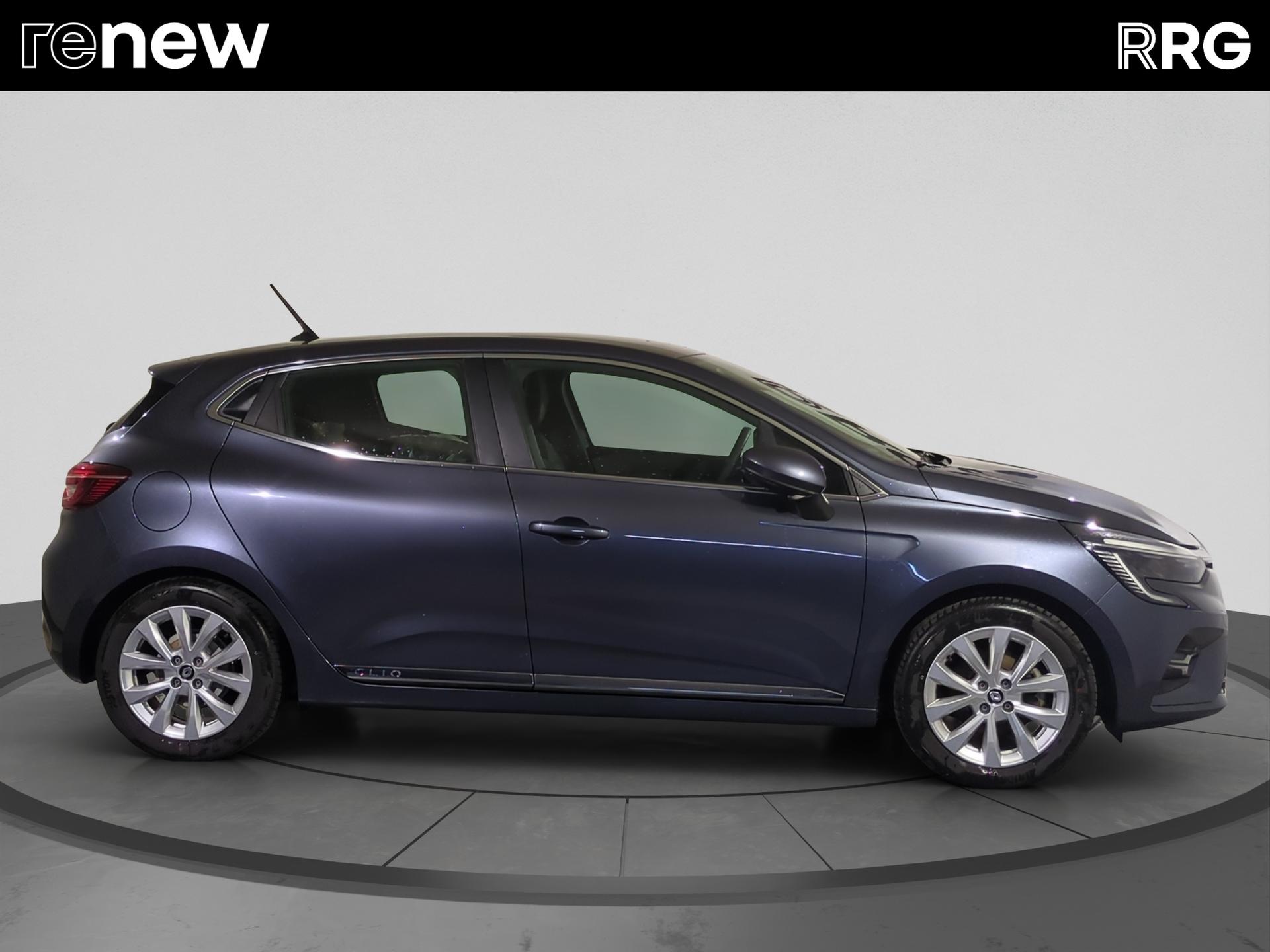 RENAULT Clio 1.6 E-Tech Intens-image-1