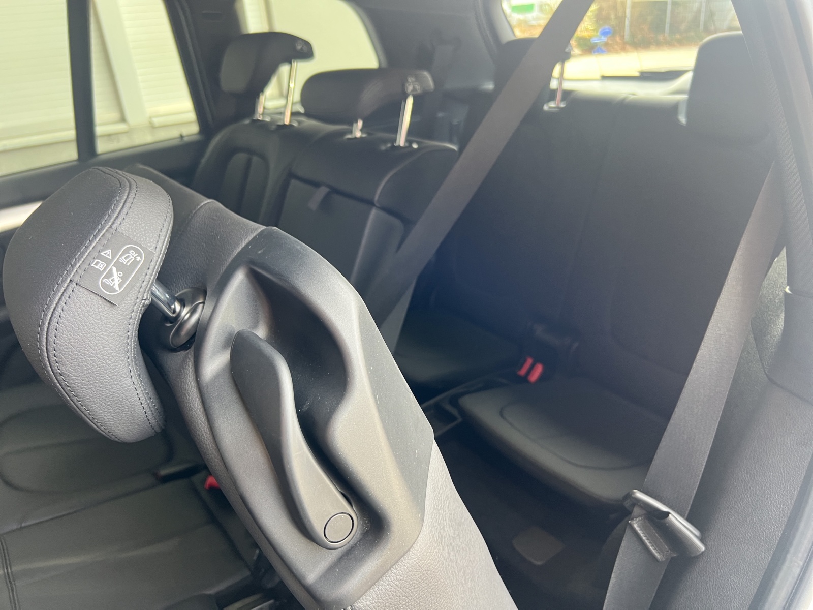 BMW 220d xDrive Gran Tourer Steptronic Luxury Line-image-26