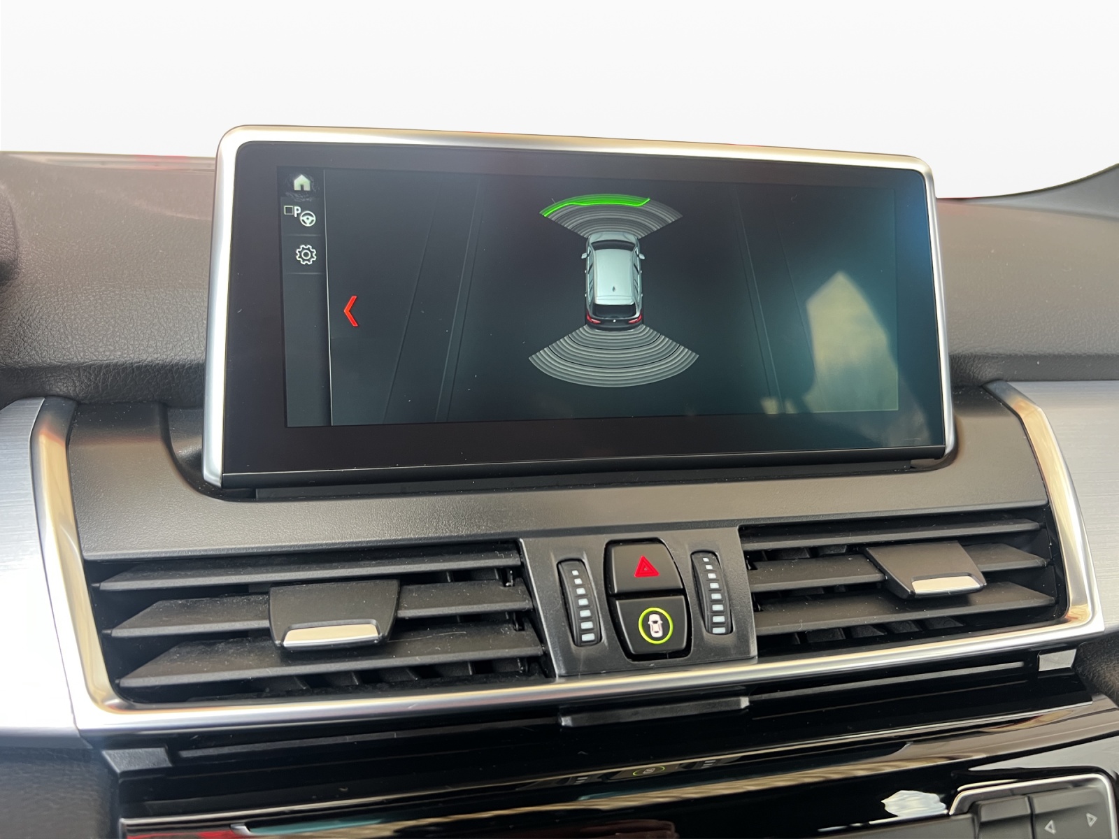 BMW 220d xDrive Gran Tourer Steptronic Luxury Line-image-13