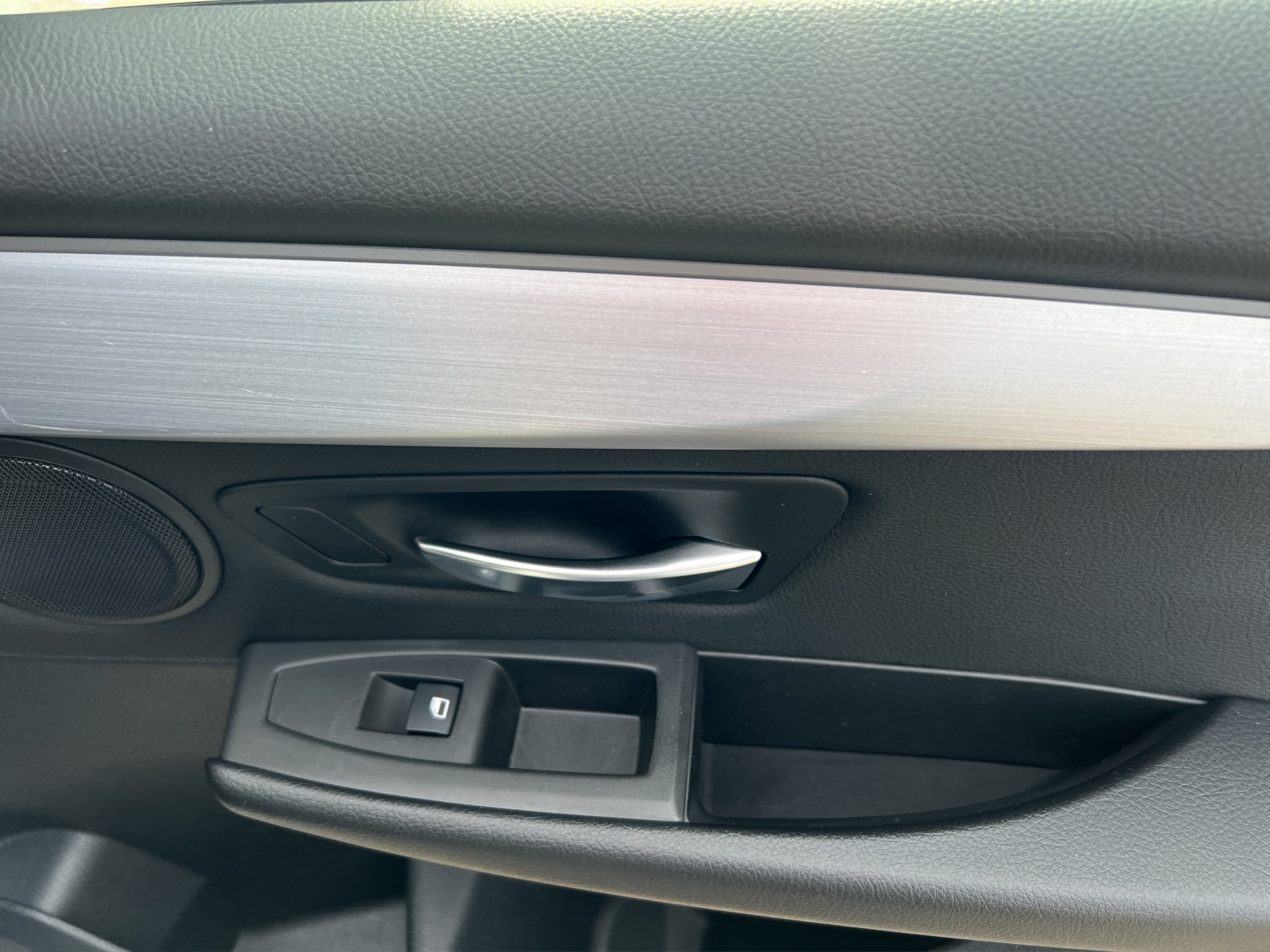 BMW 220d xDrive Gran Tourer Steptronic Luxury Line-image-16