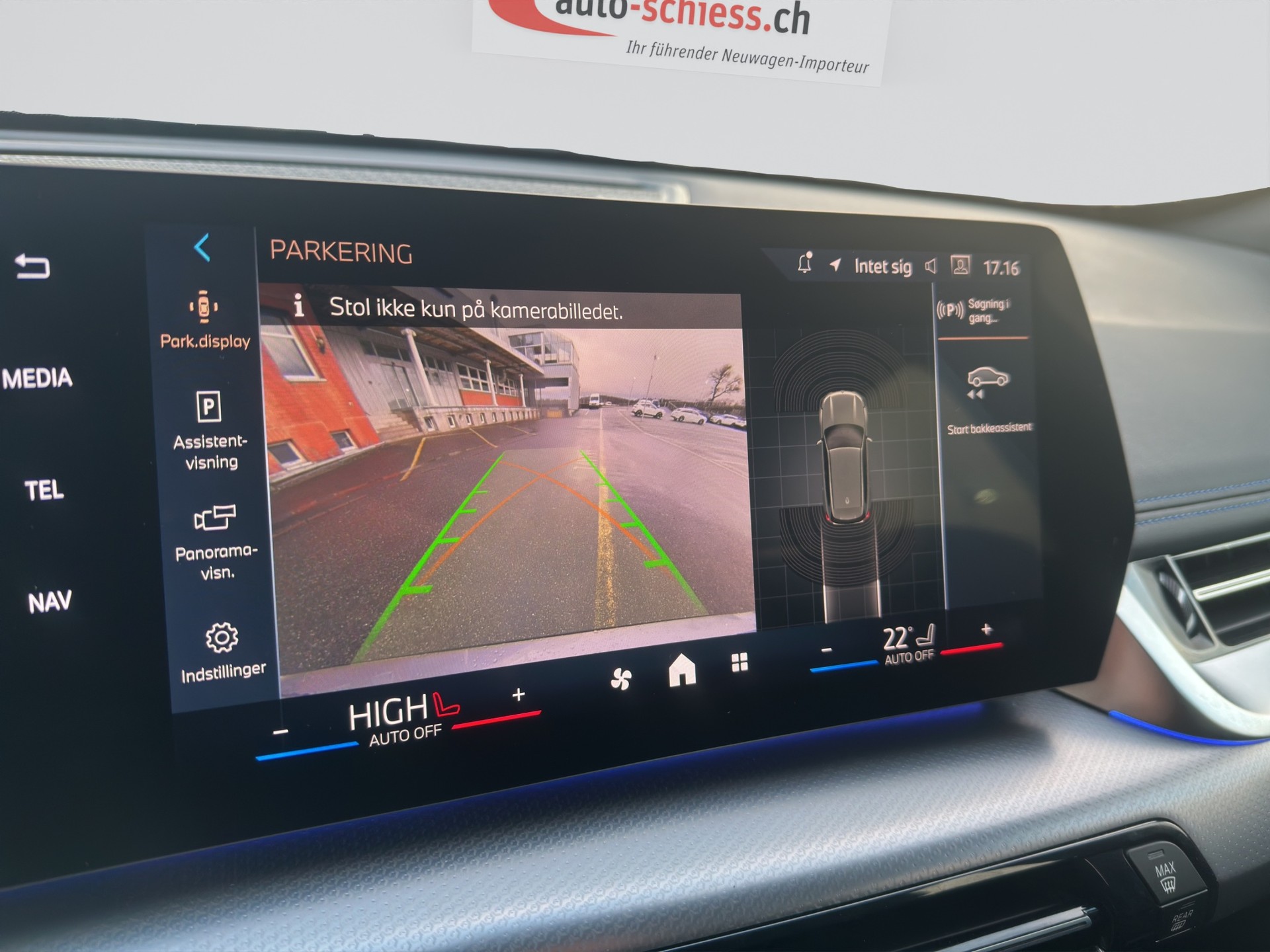 BMW X1 sDrive 18i M Sport-image-12