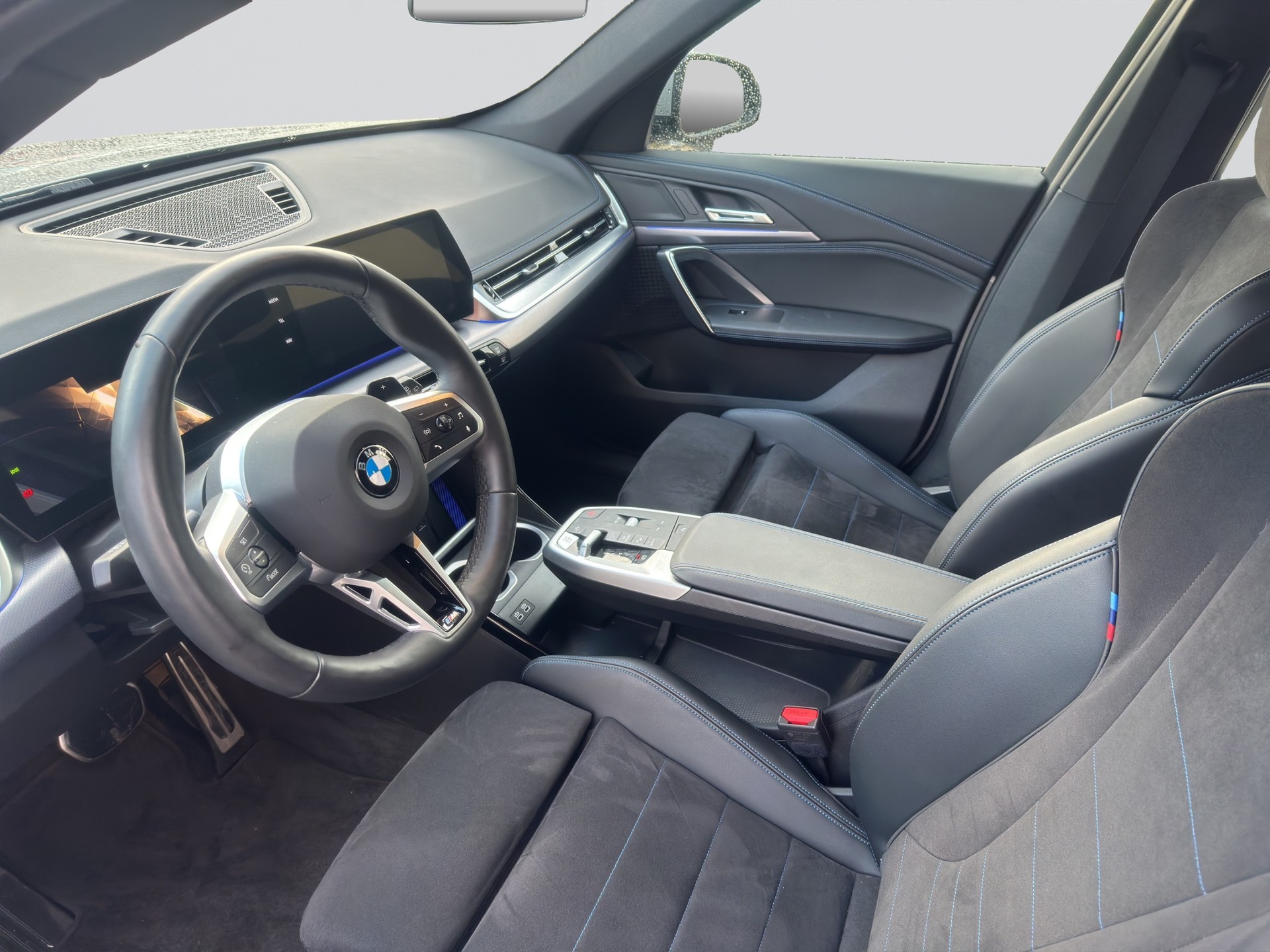 BMW X1 sDrive 18i M Sport-image-6