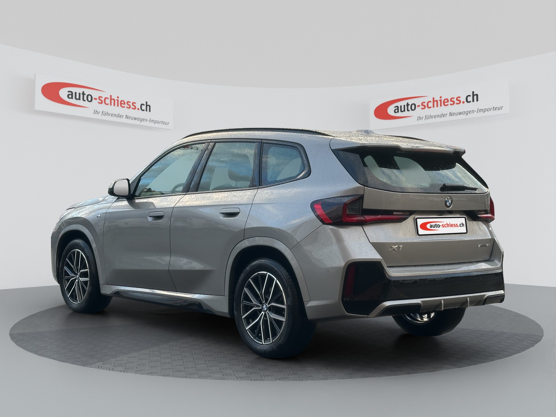 BMW X1 sDrive 18i M Sport-image-2