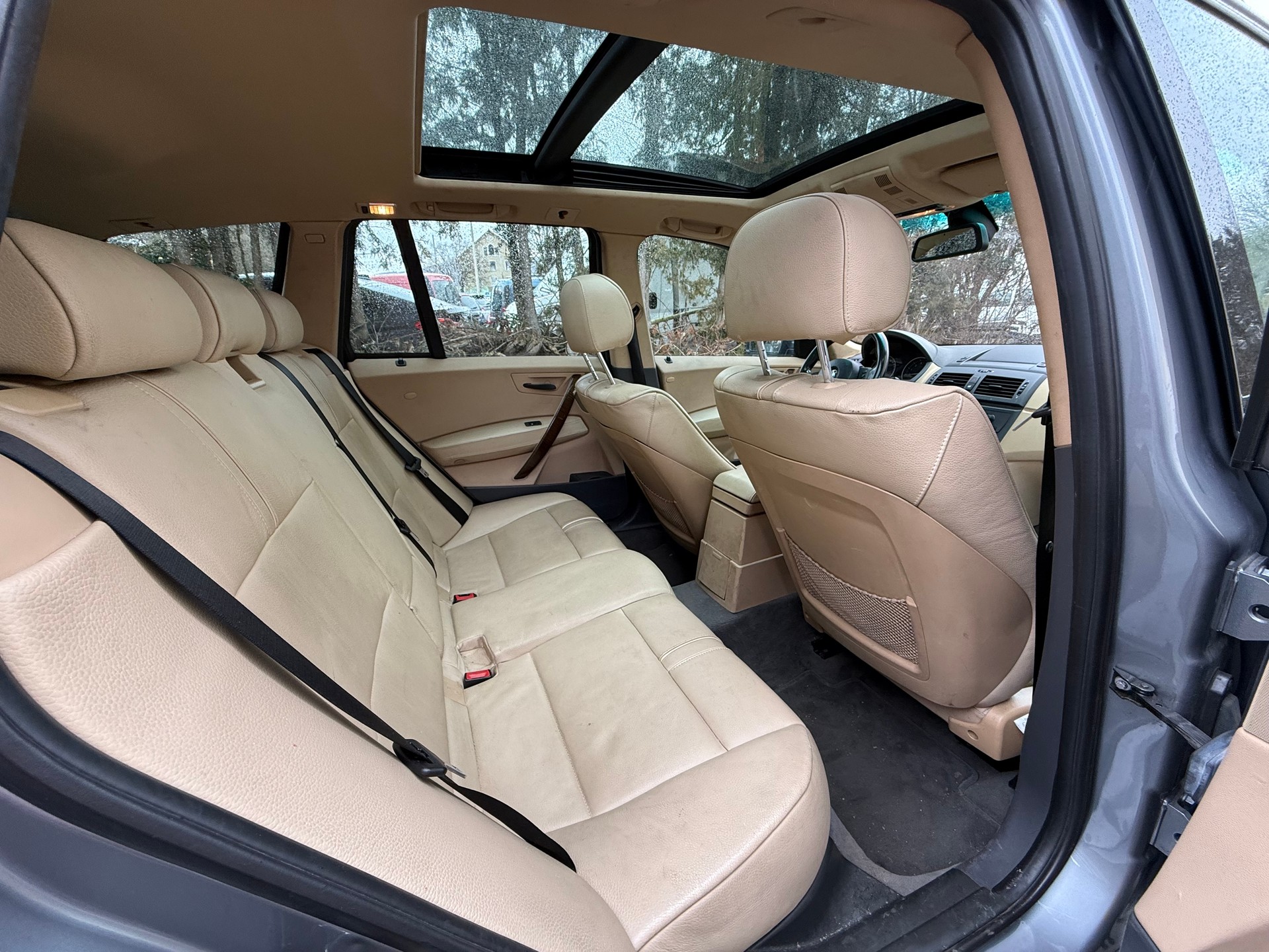BMW X3 3.0i-image-5