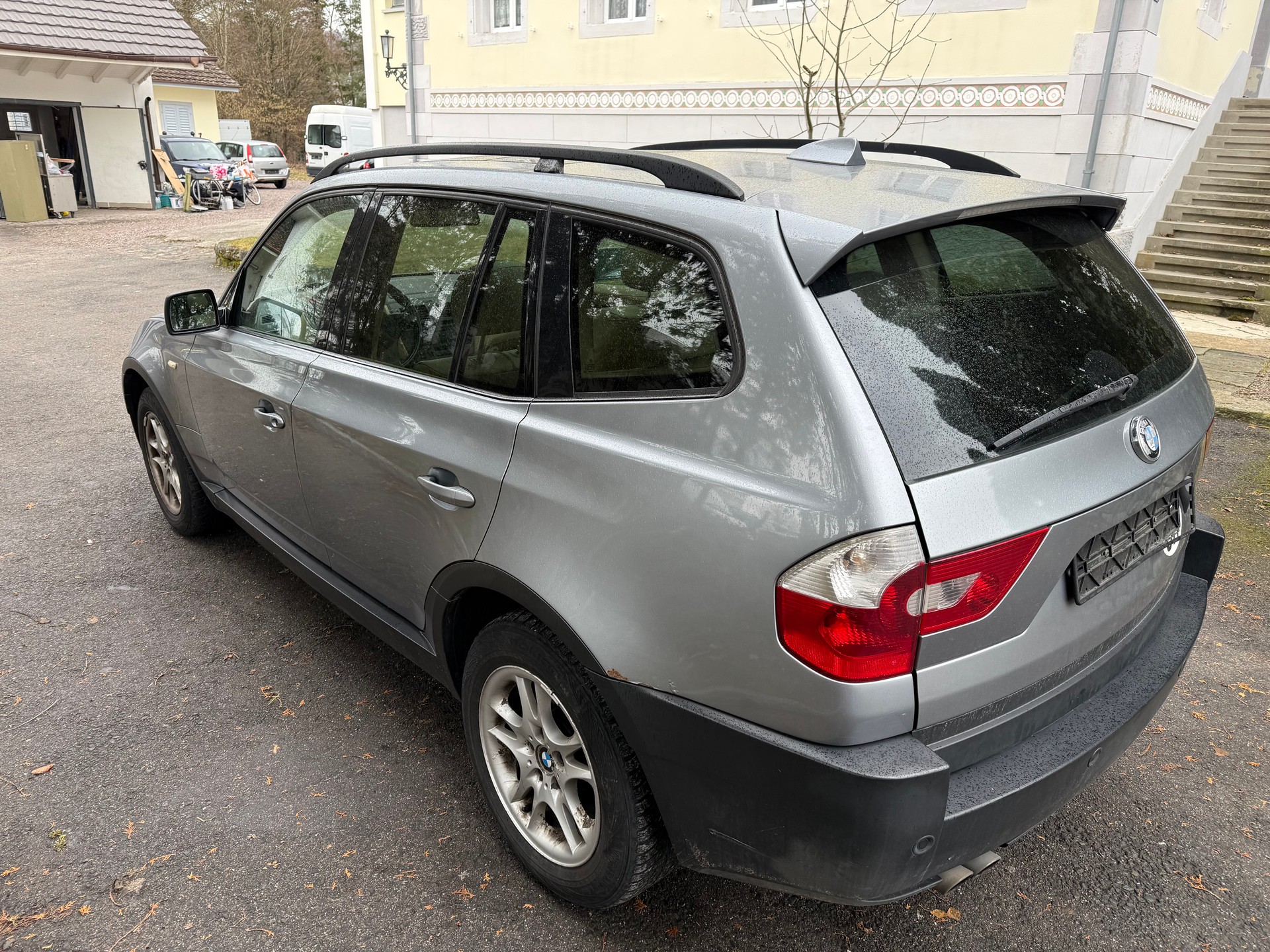 BMW X3 3.0i-image-3