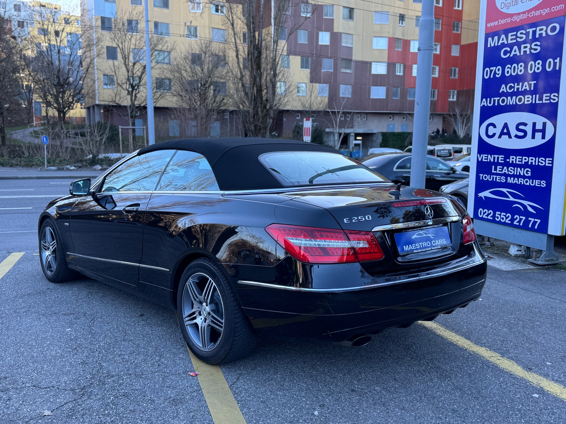 MERCEDES-BENZ E 250 CGI BlueEfficiency 7G-Tronic-image-5