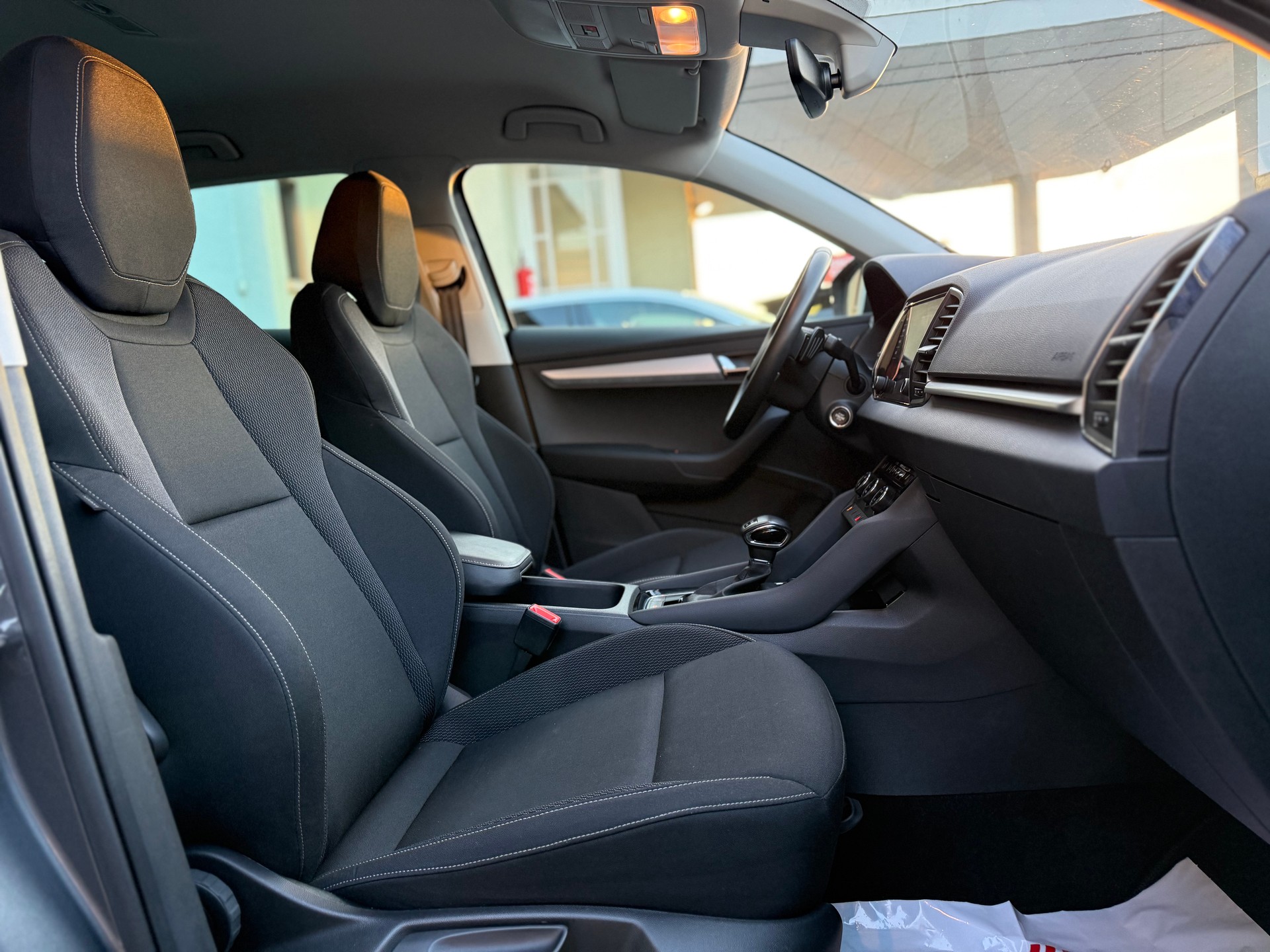 SKODA Karoq 2.0 TDI CR Ambition 4x4 DSG-image-13