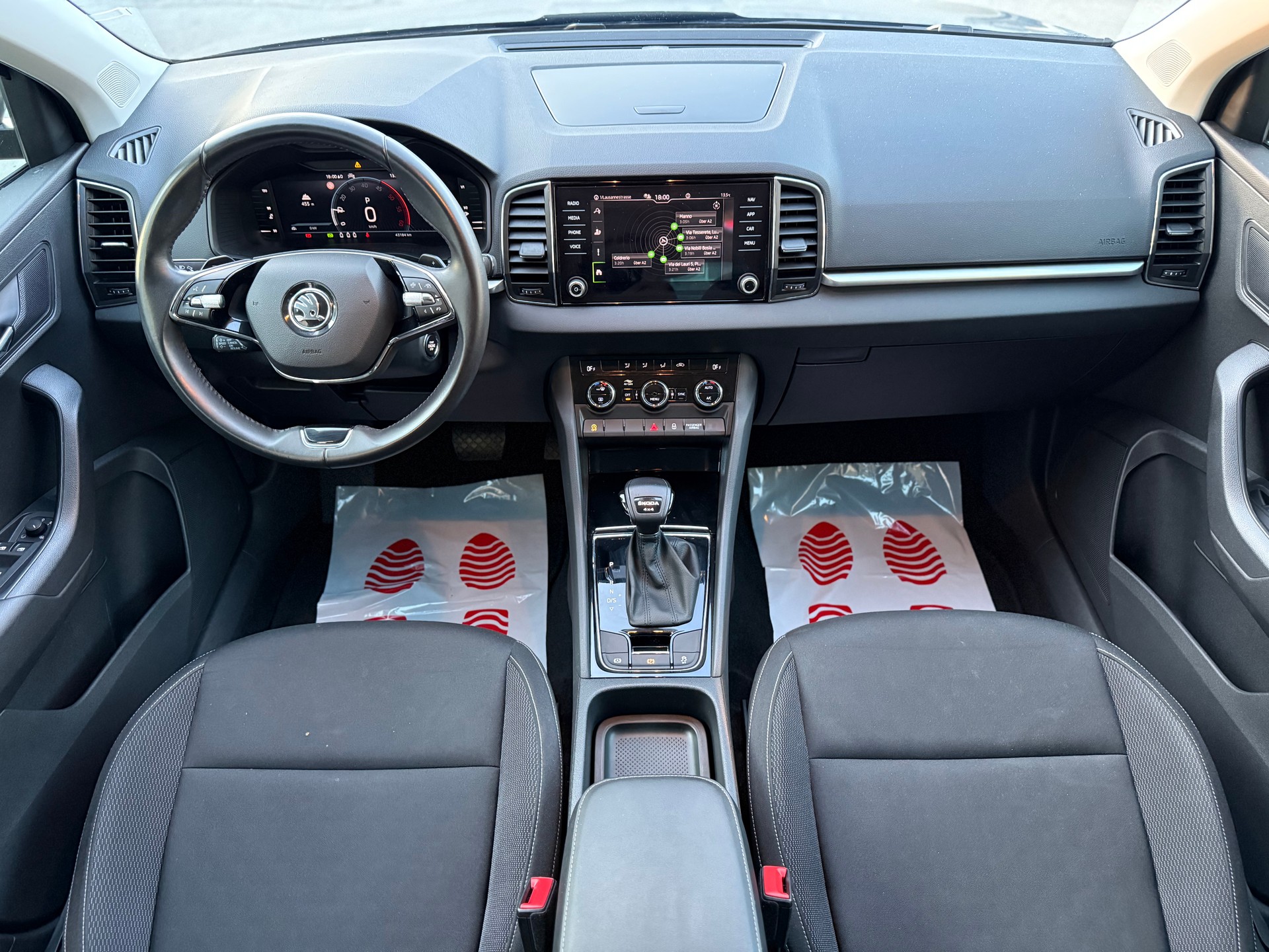 SKODA Karoq 2.0 TDI CR Ambition 4x4 DSG-image-11