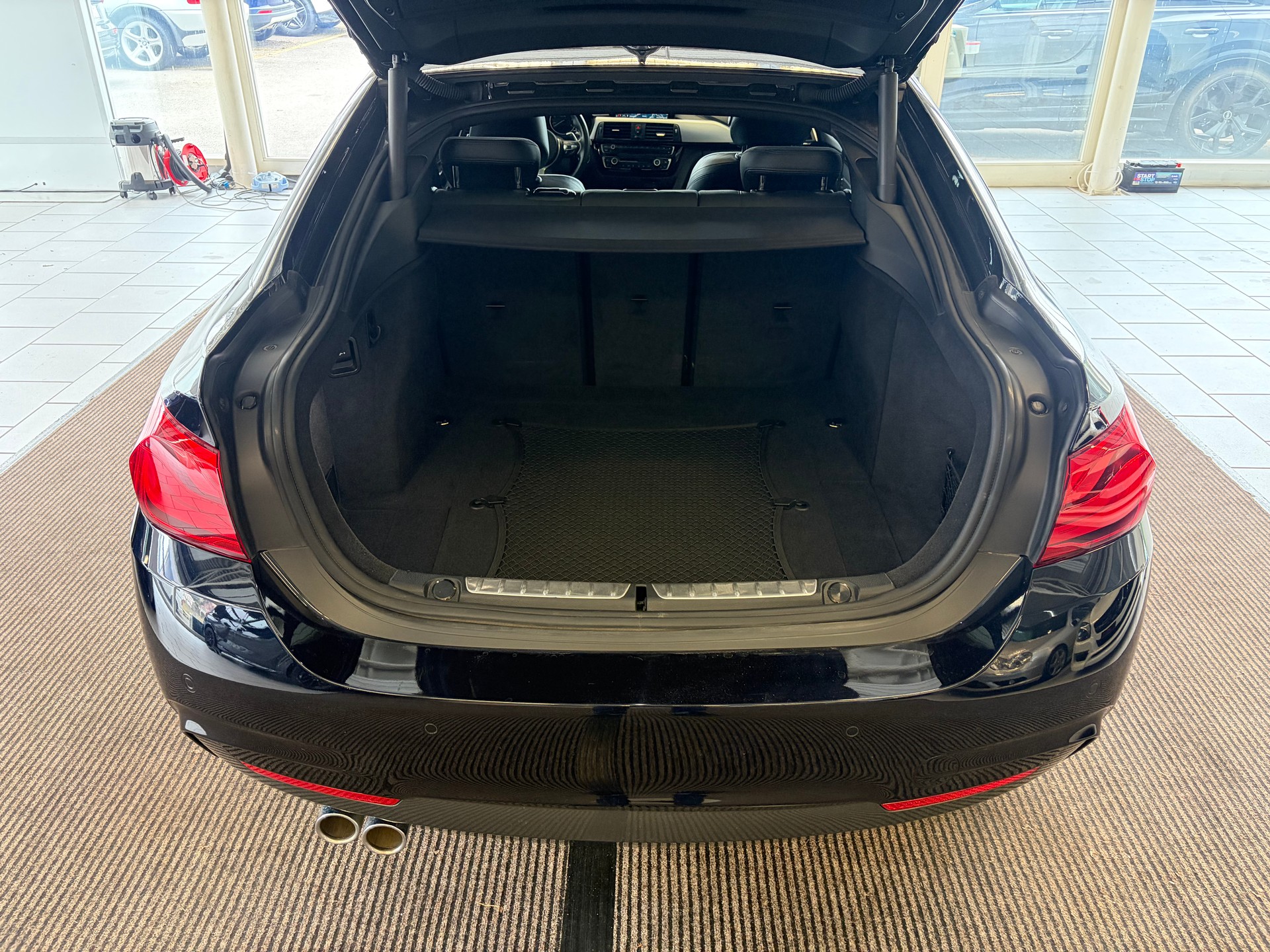 BMW 435d Gran Coupé xDrive M Sport Steptronic | CH | Adapt. Tempomat | Schiebedach | 19" | Head Up | Harman/Kardon |-image-23