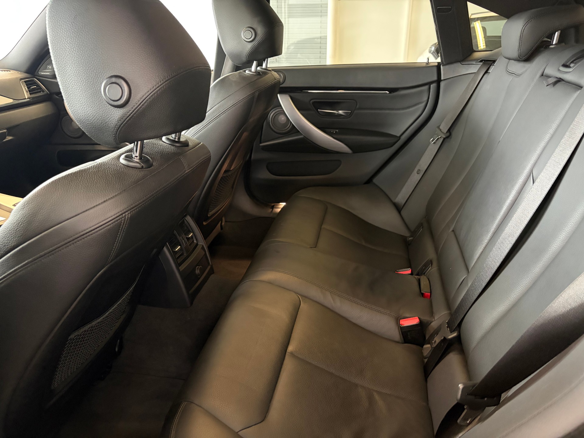 BMW 435d Gran Coupé xDrive M Sport Steptronic | CH | Adapt. Tempomat | Schiebedach | 19" | Head Up | Harman/Kardon |-image-21