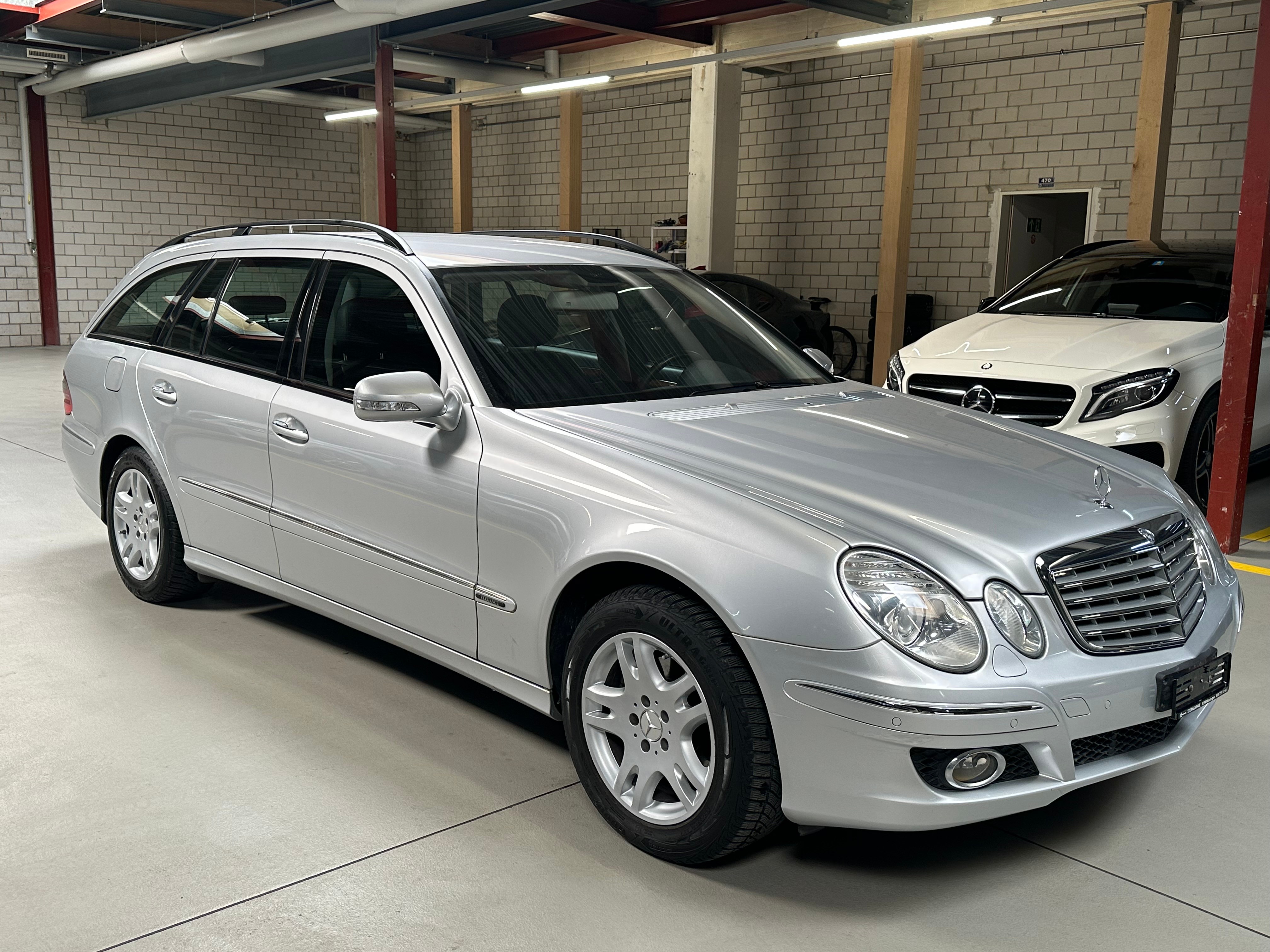 MERCEDES-BENZ E 200 Kompressor ElÃ©gance (Kombi)