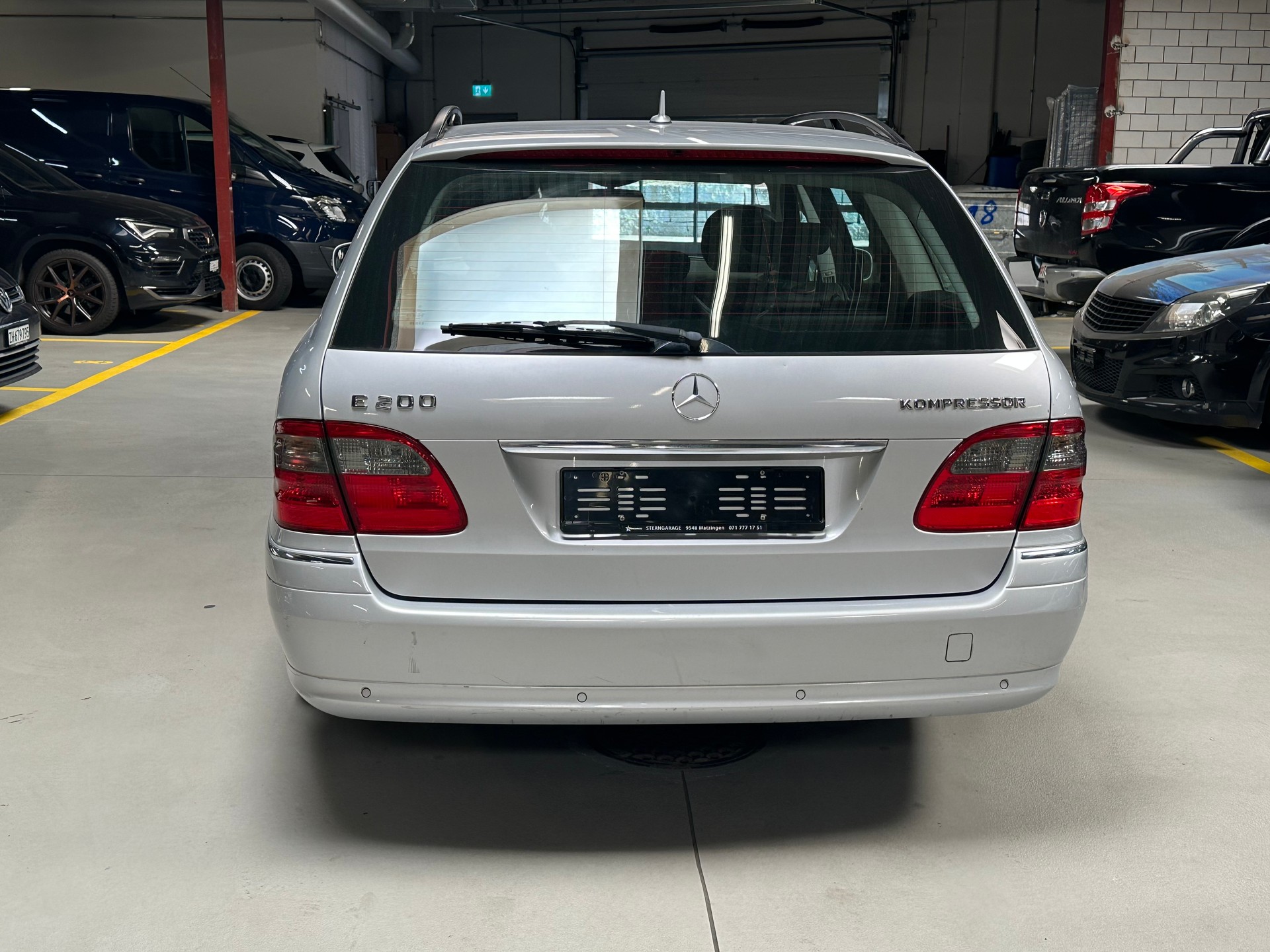 MERCEDES-BENZ E 200 Kompressor Elégance-image-6