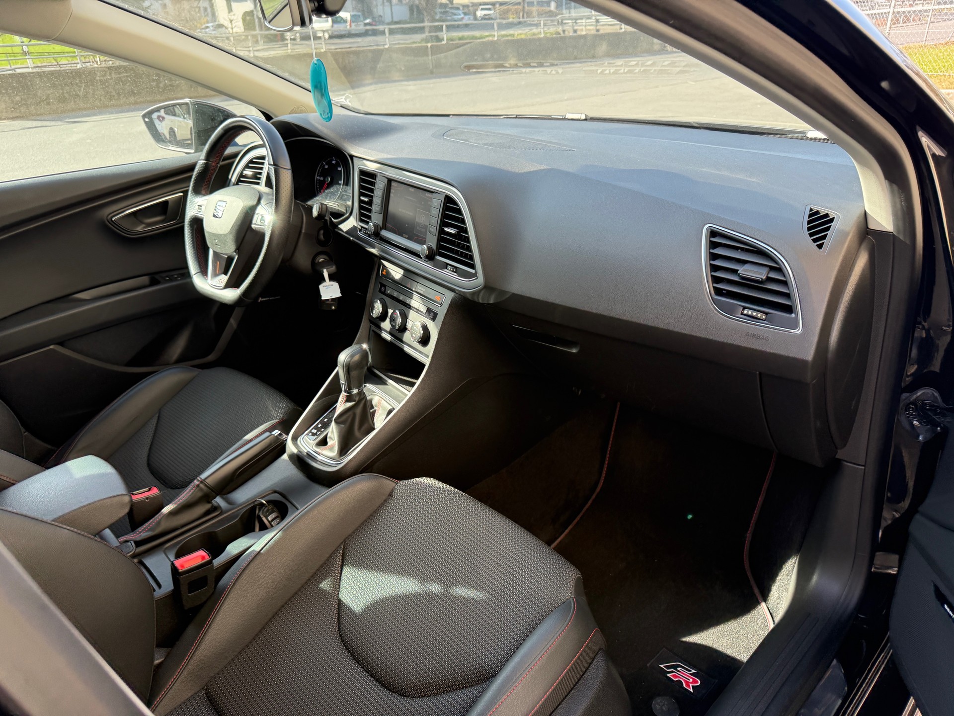 SEAT Leon ST 2.0 TDI FR DSG-image-7