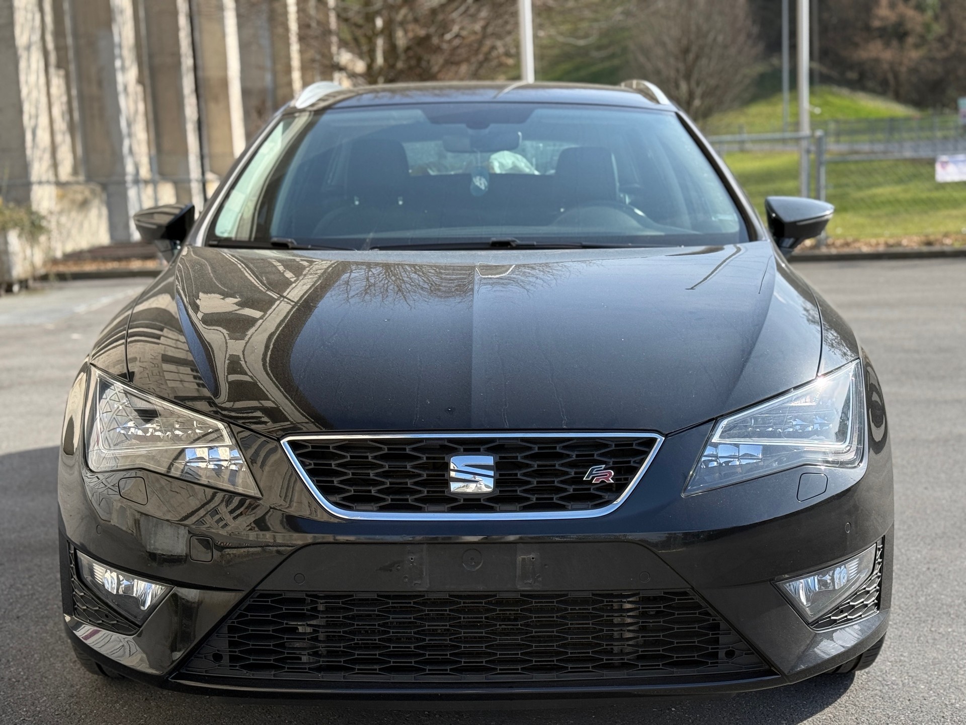 SEAT Leon ST 2.0 TDI FR DSG-image-3