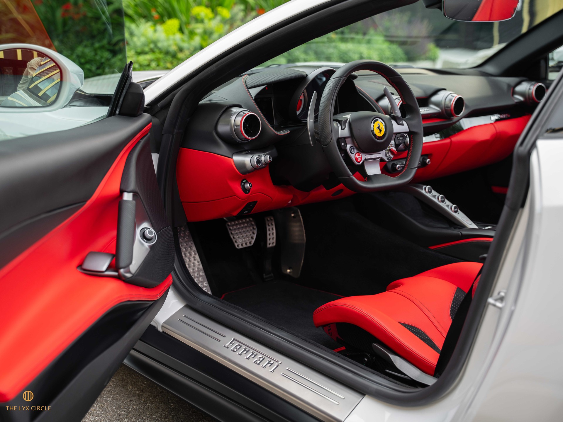 FERRARI 812 GTS-image-9