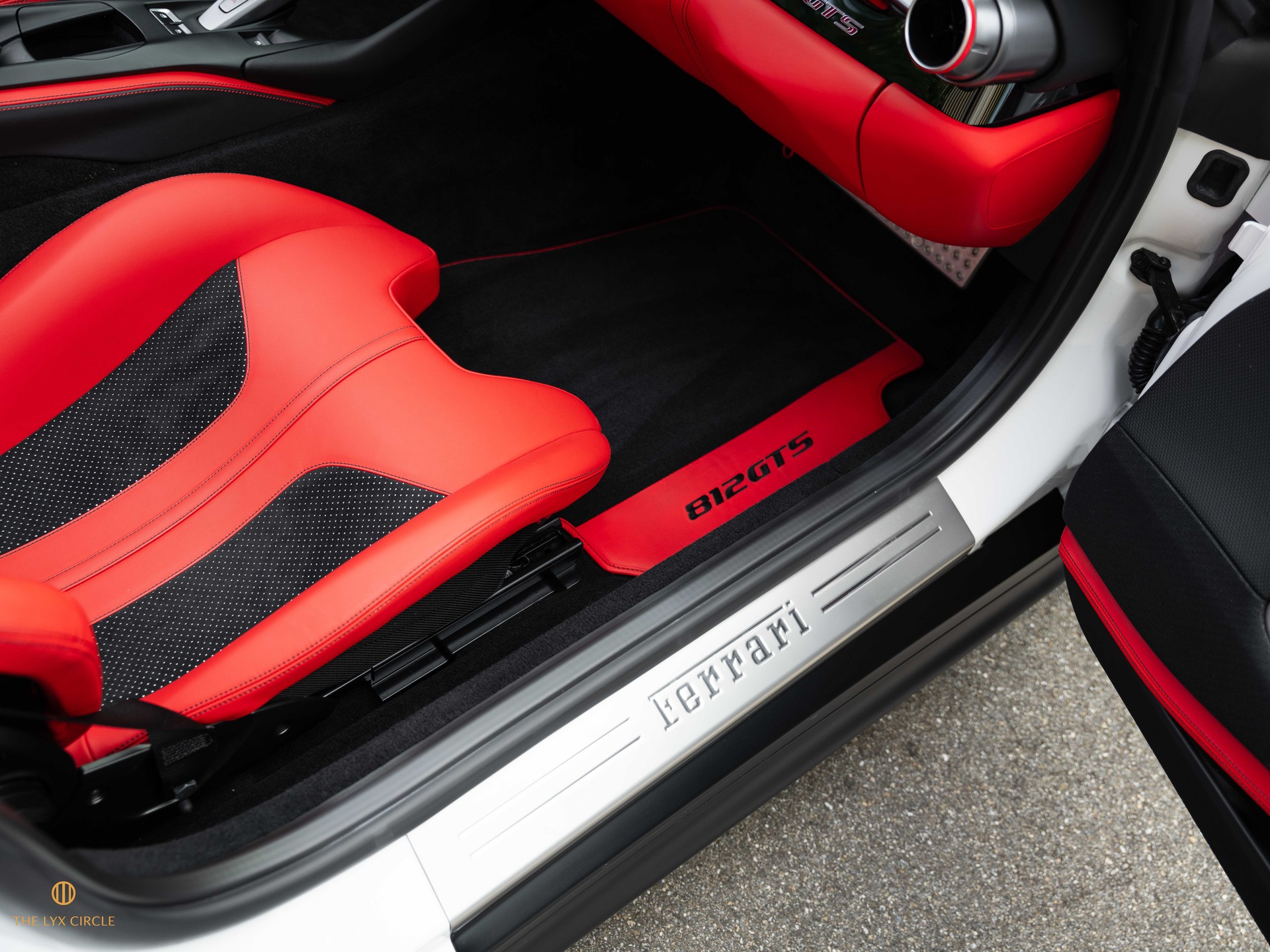 FERRARI 812 GTS-image-12