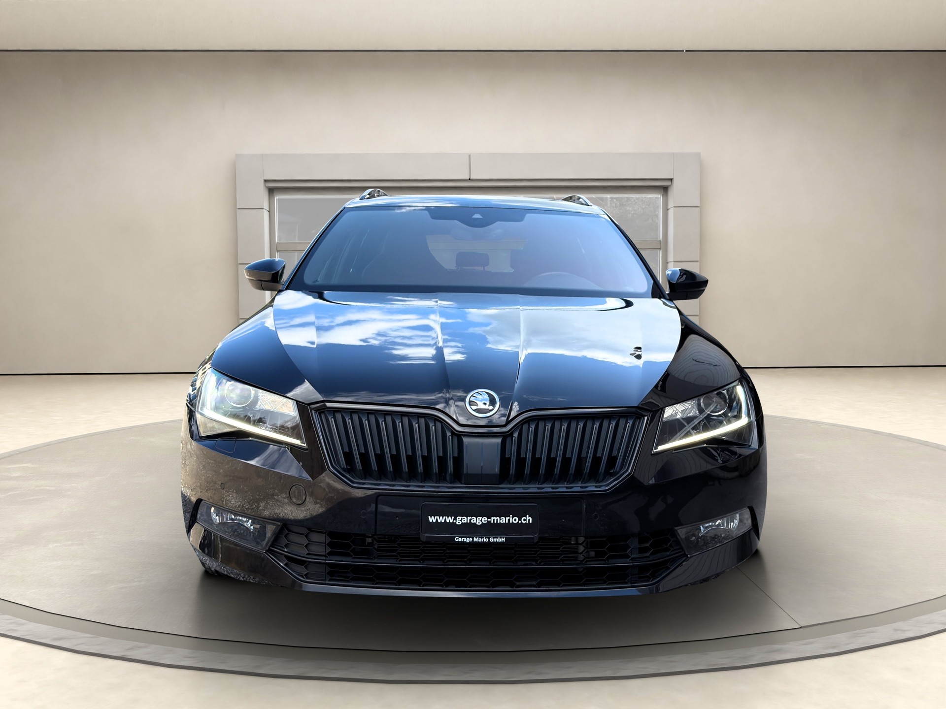 SKODA Superb Combi 2.0 TSI * SportLine+ * DSG 4x4-image-1