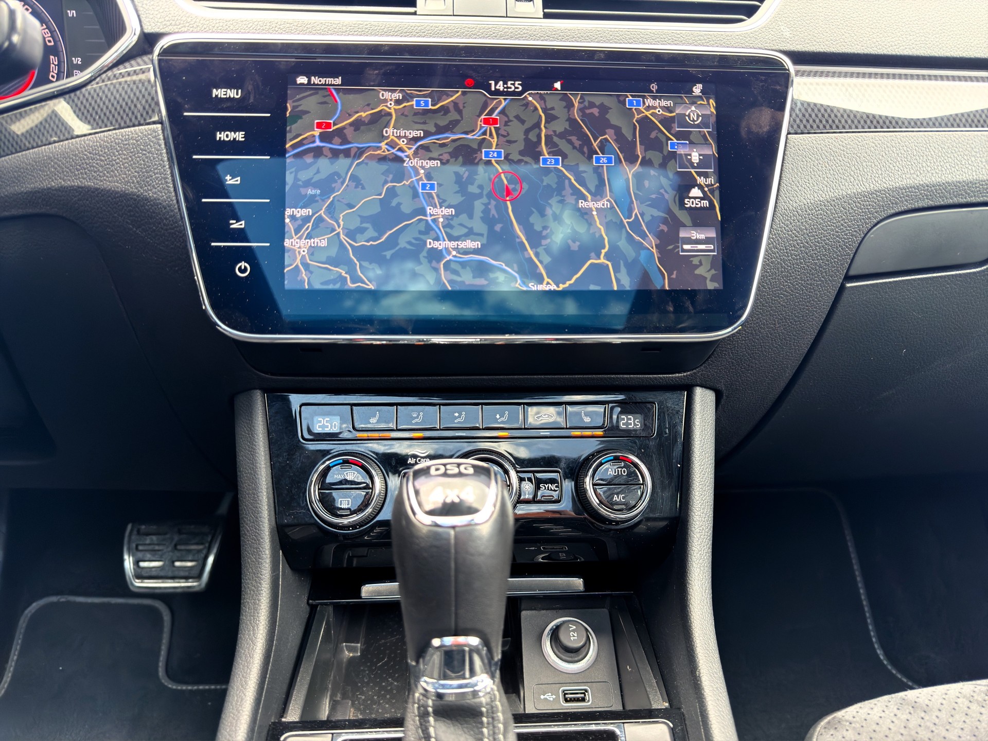 SKODA Superb Combi 2.0 TSI * SportLine+ * DSG 4x4-image-13