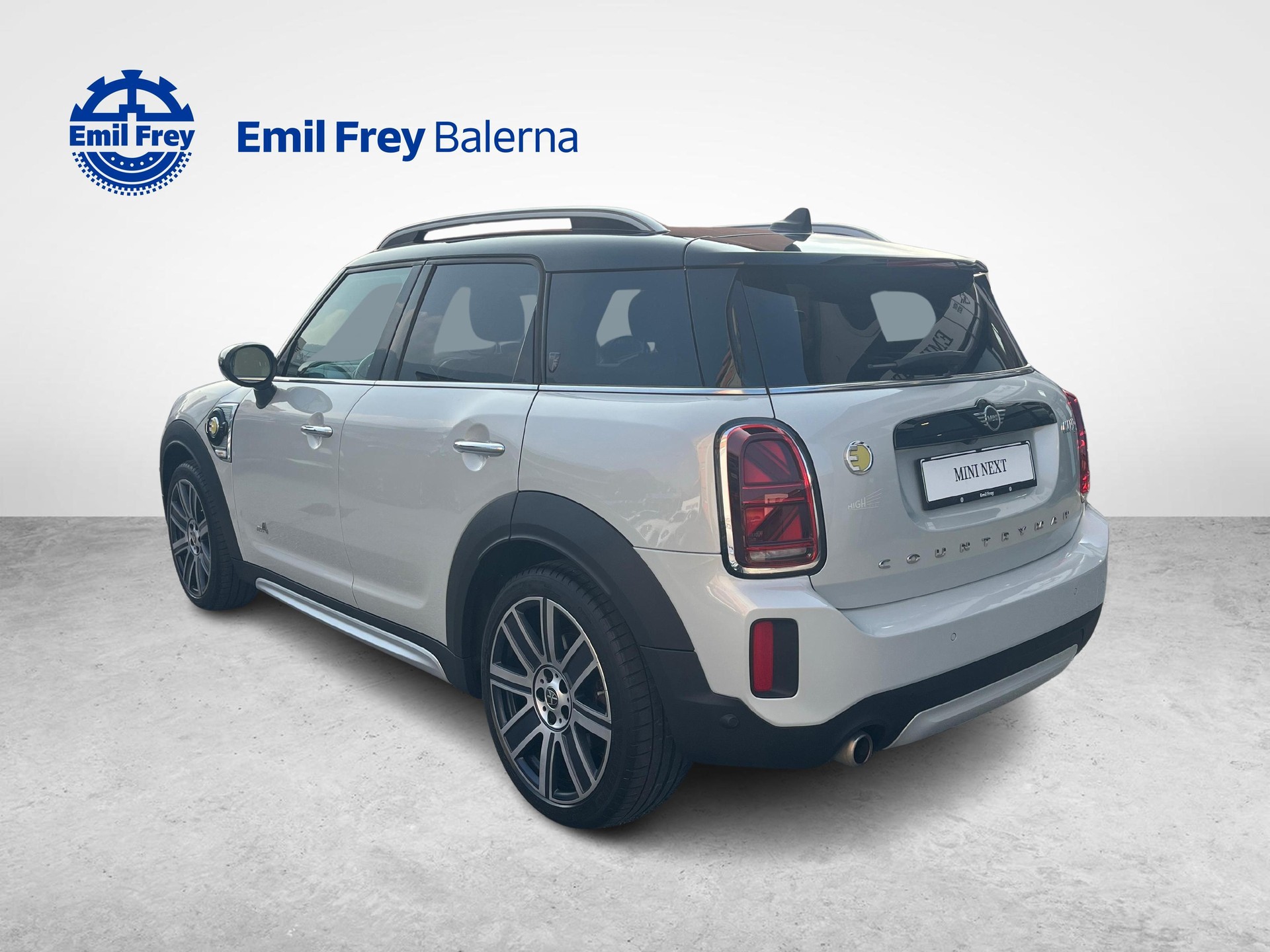 MINI Cooper SE ALL4 Countryman-image-5